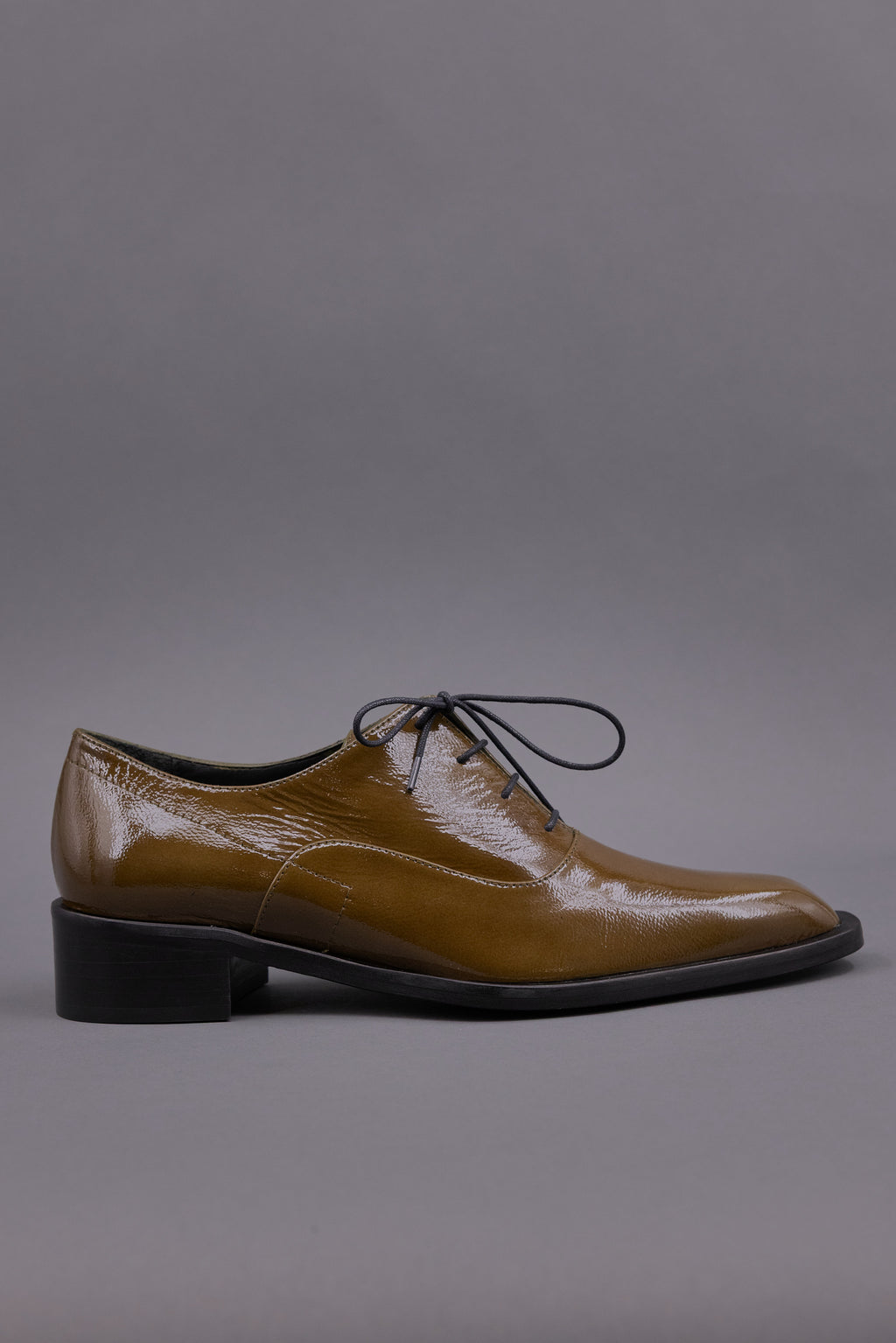 Chaussure à lacets Goya