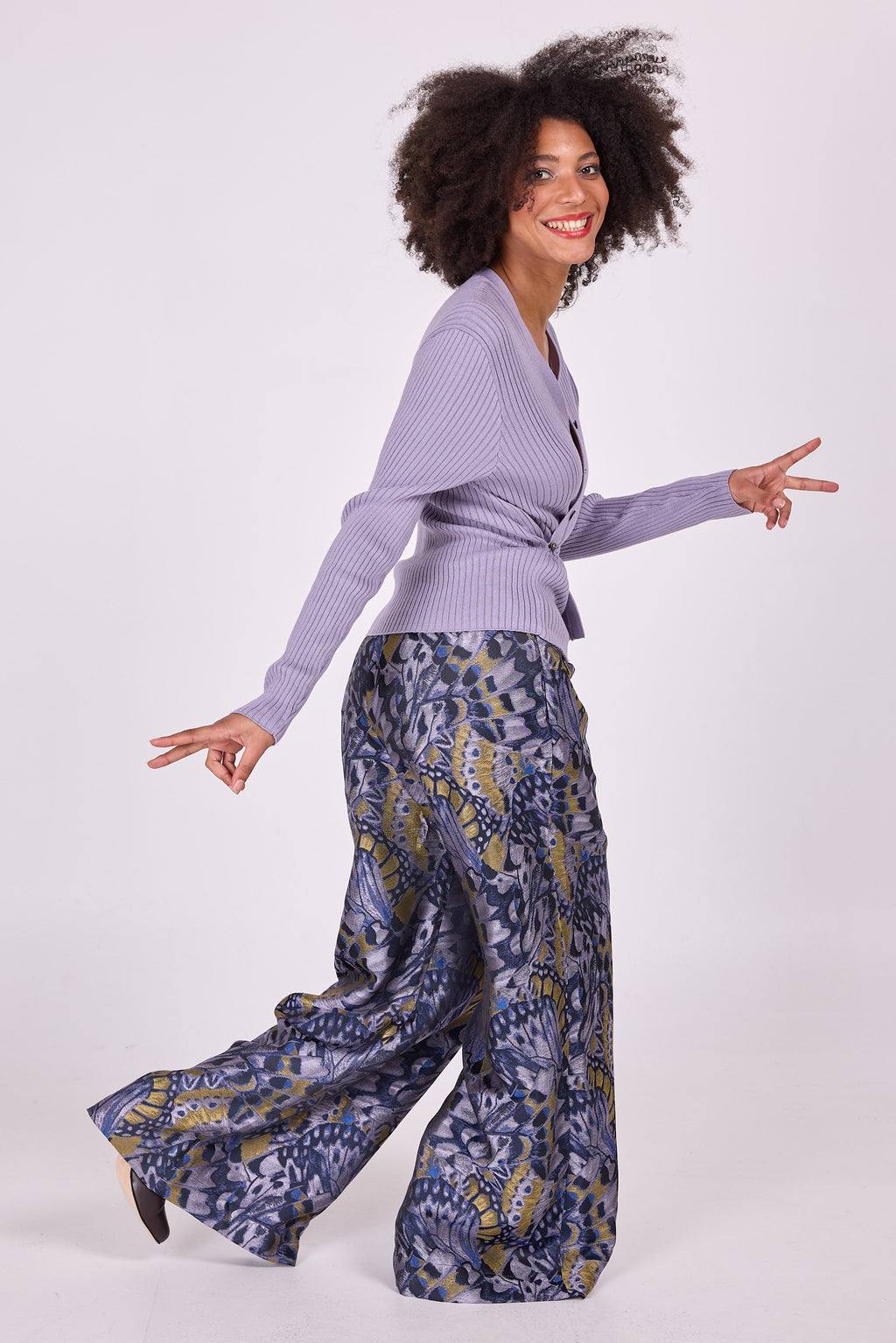 Pantalon Clinton en jacquard lilas à motifs de papillons