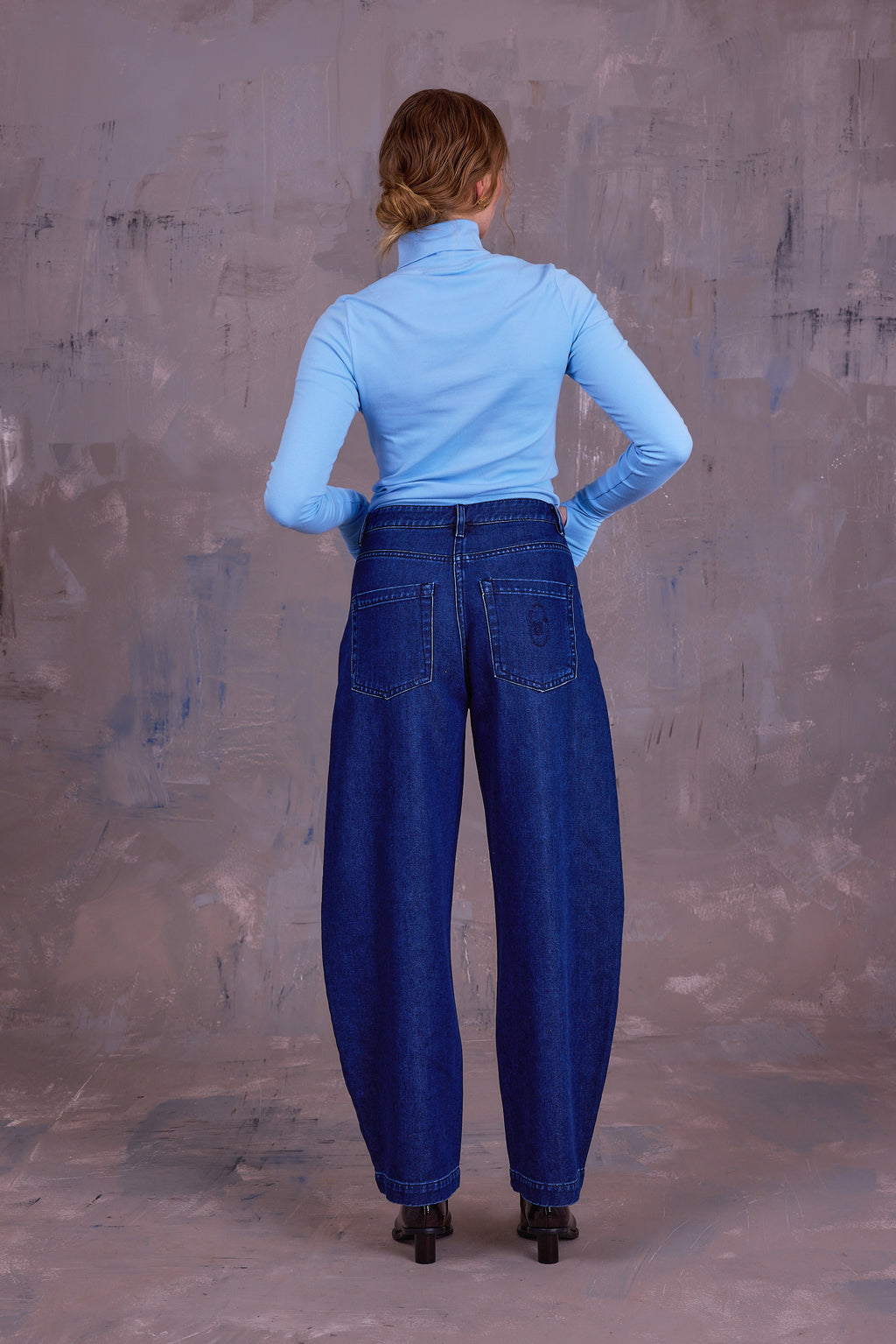 Gisely turtleneck T-shirt in airy blue