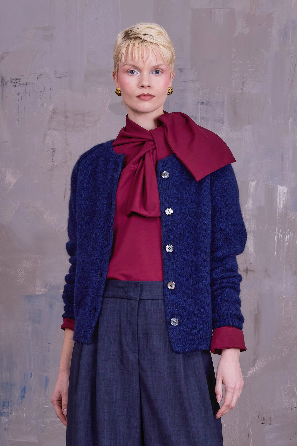 Graz cardigan in midnight blue