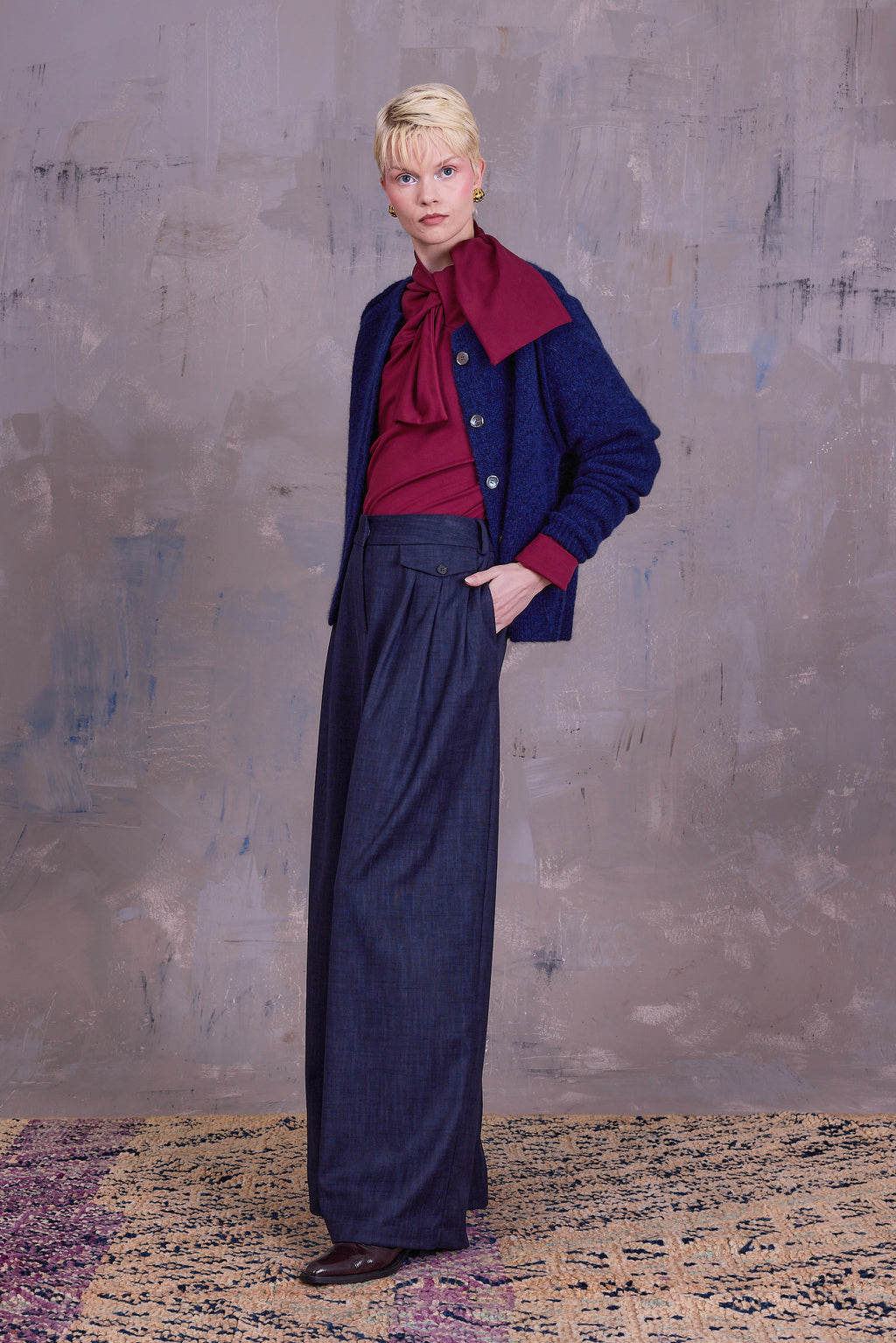 Graz cardigan in midnight blue