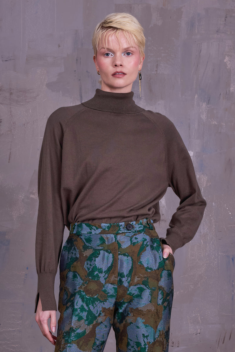 Gaetan olive turtleneck sweater