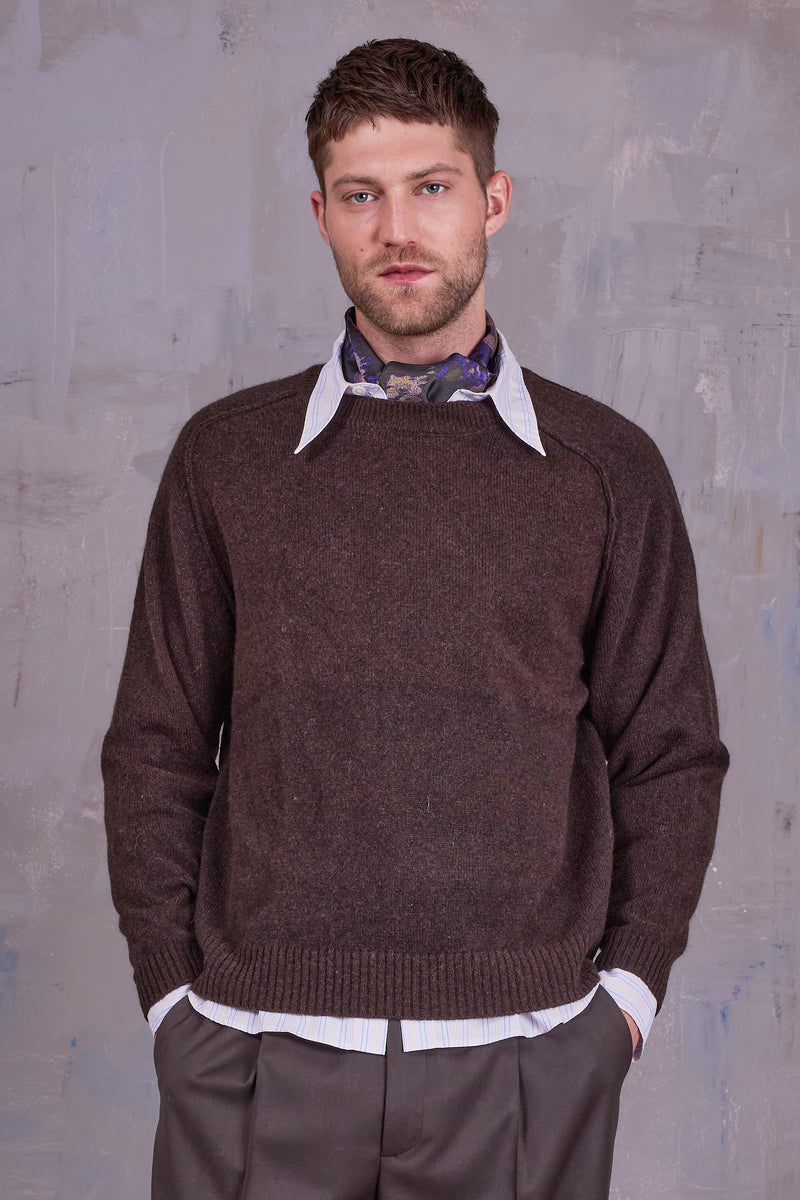 Ginger knitted sweater in dark coffee