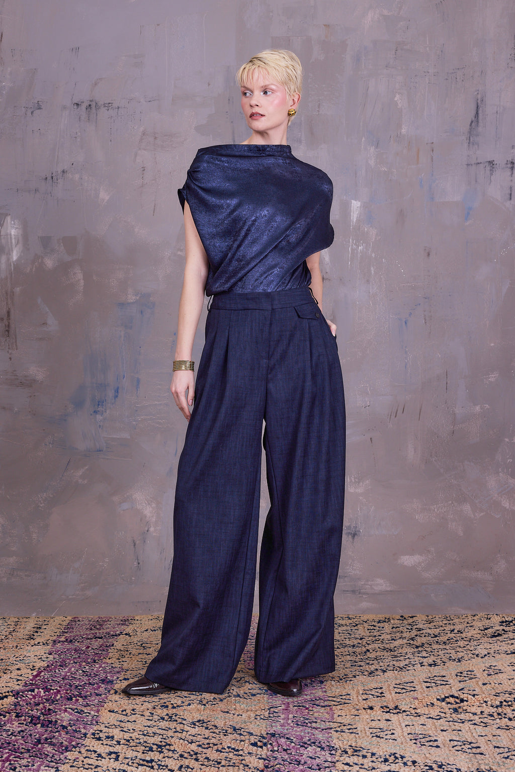 Guy trousers in deep blue