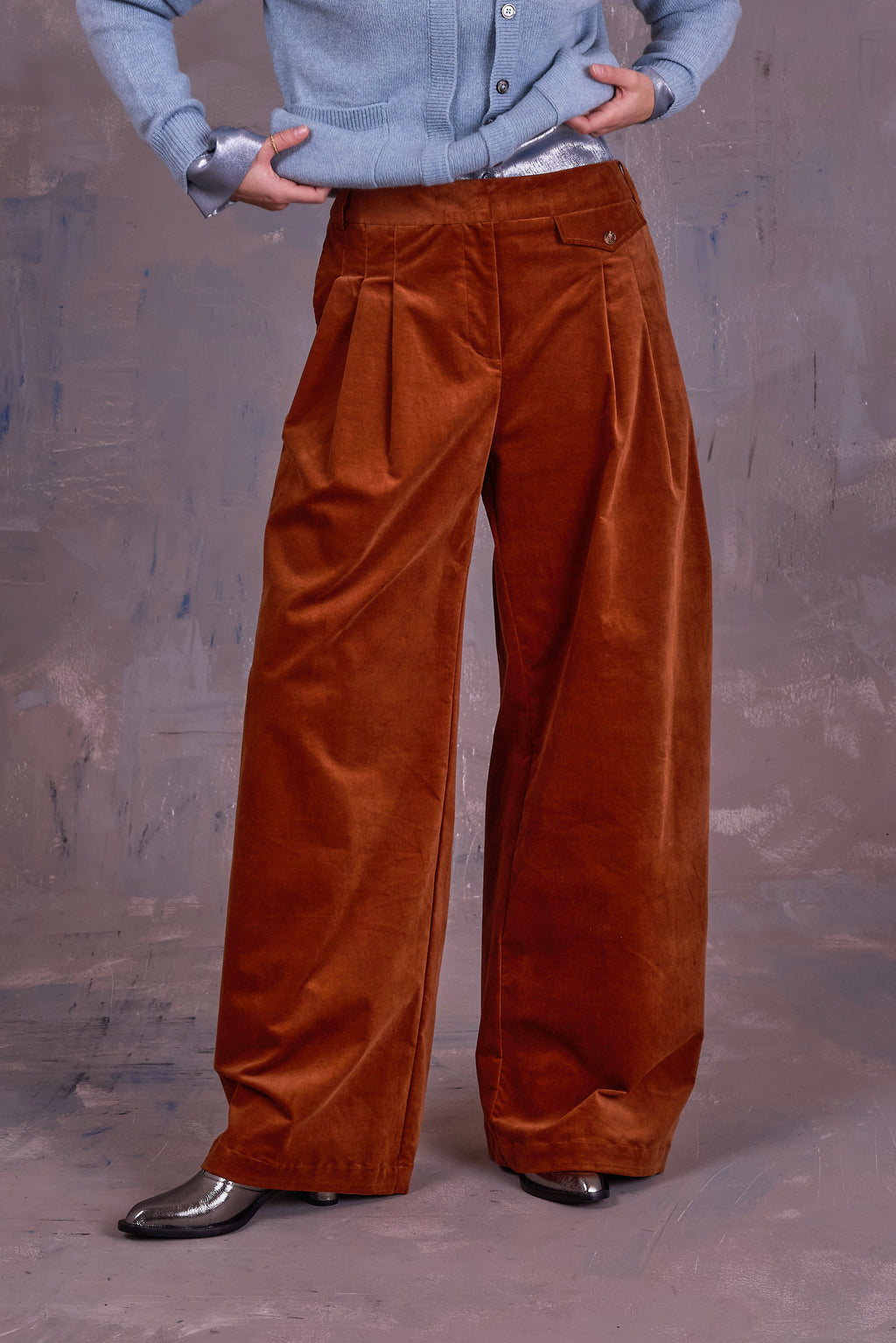 Guy broek in hazelnut velvet