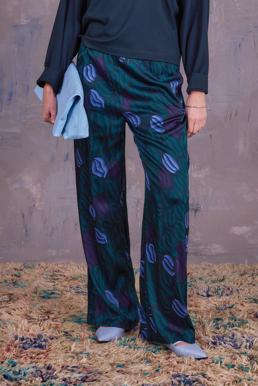 Gijsbrecht broek in burgundy blue lips