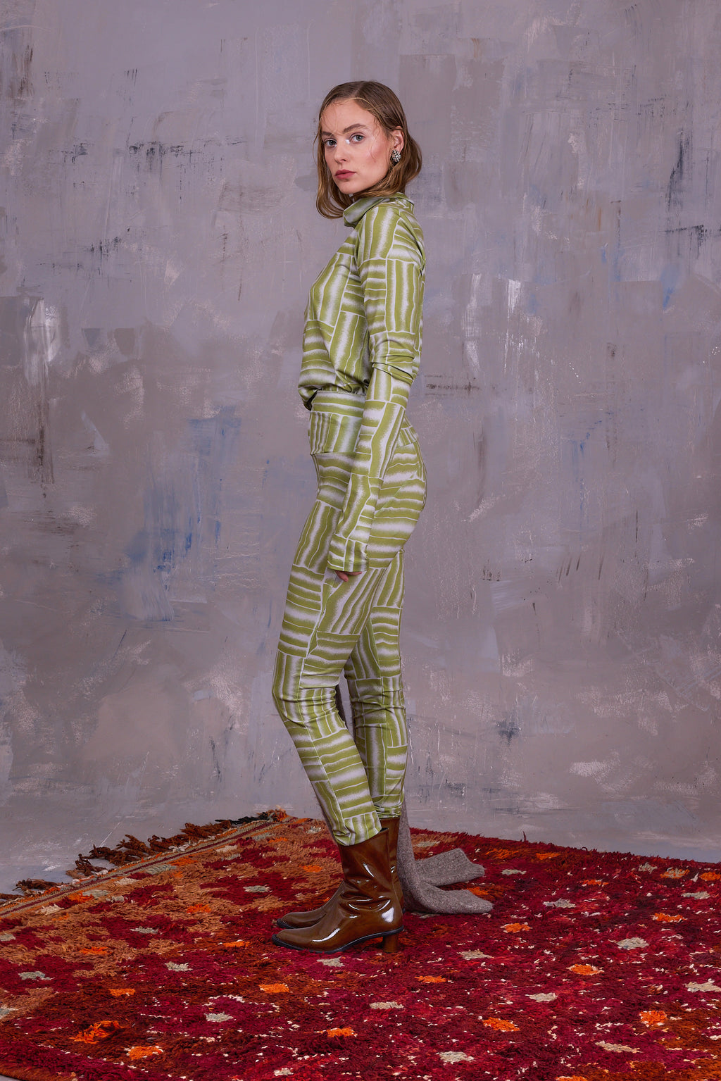 Etienne legging in lemon grass wovens