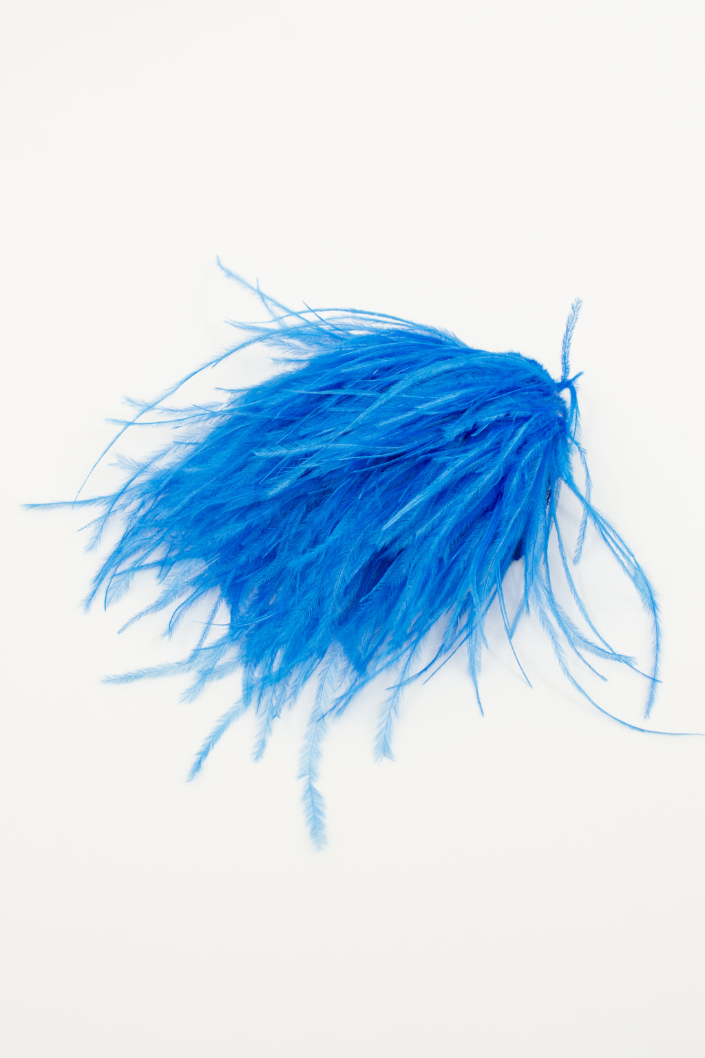 Zaza brooch in Santorini blue feathers