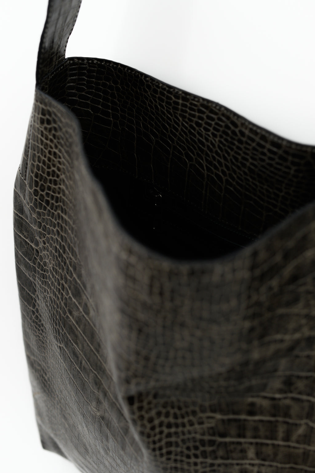 Big crossbody handbag in croco black olive