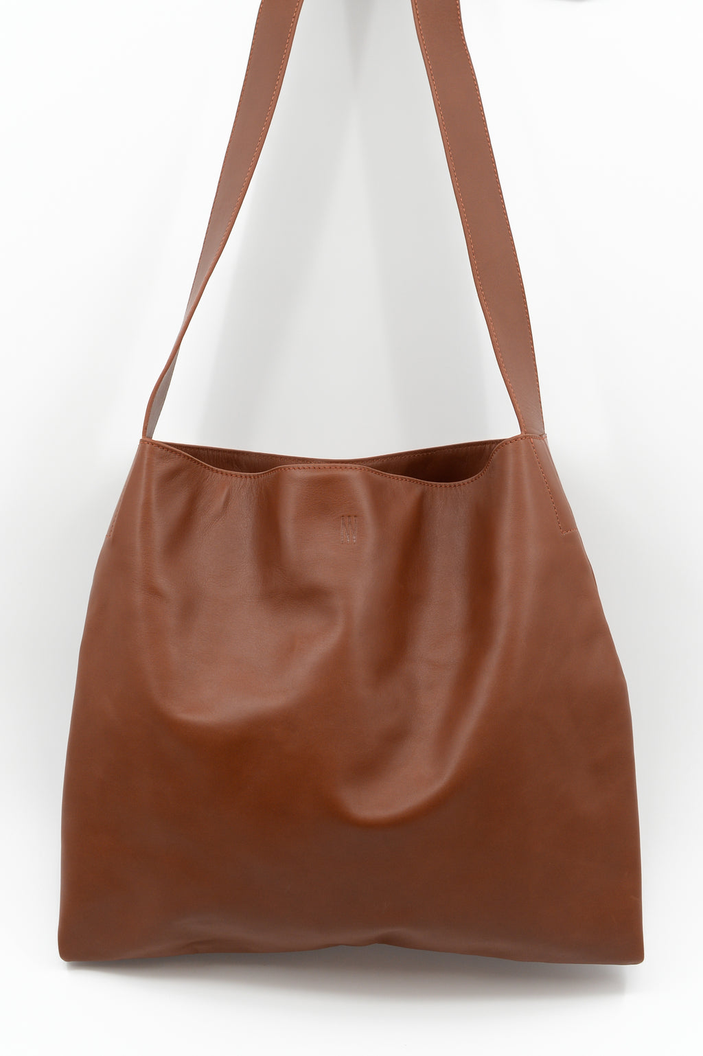 Big crossbody handtas in cognac nappaleer