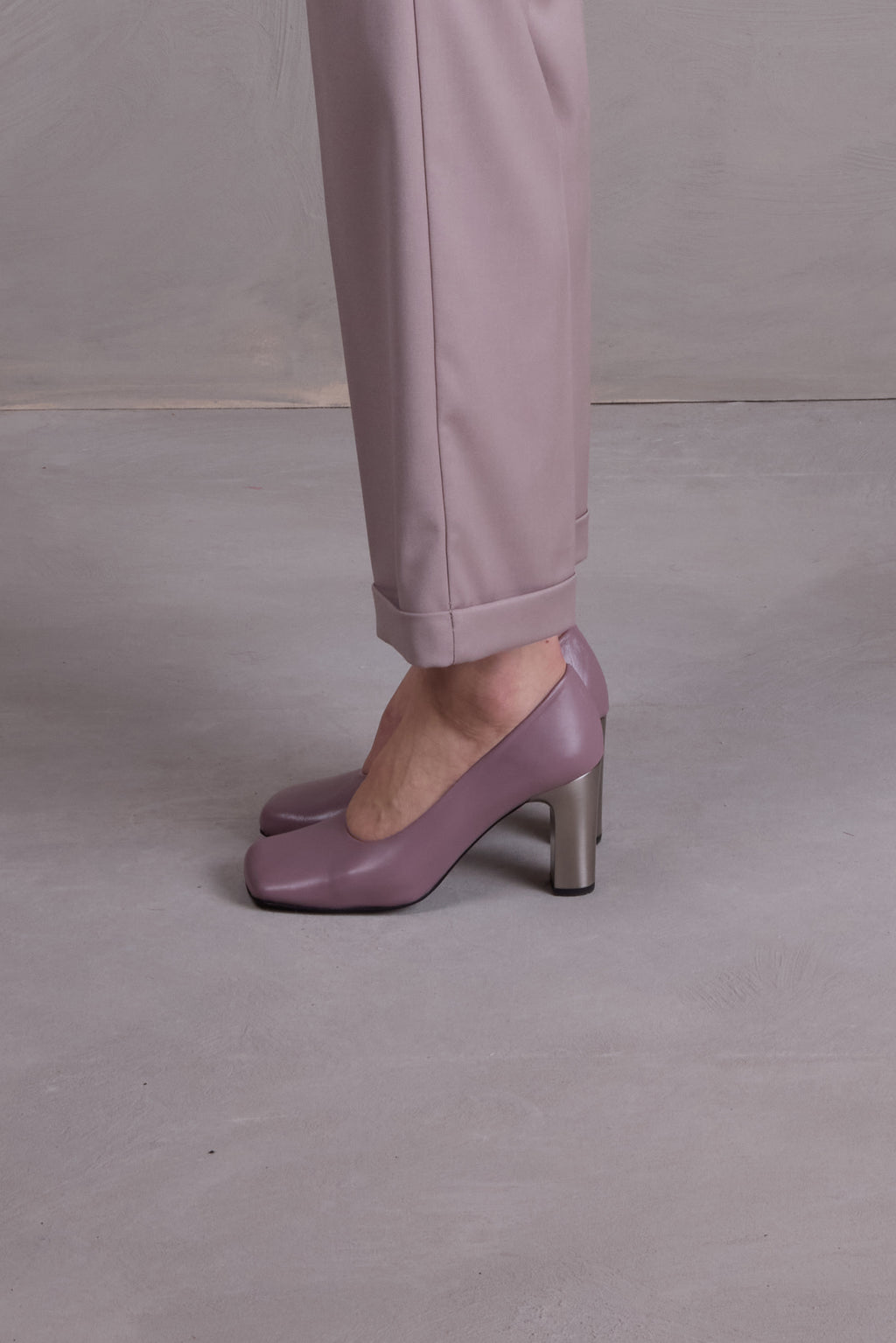 Flume pumps in mauve