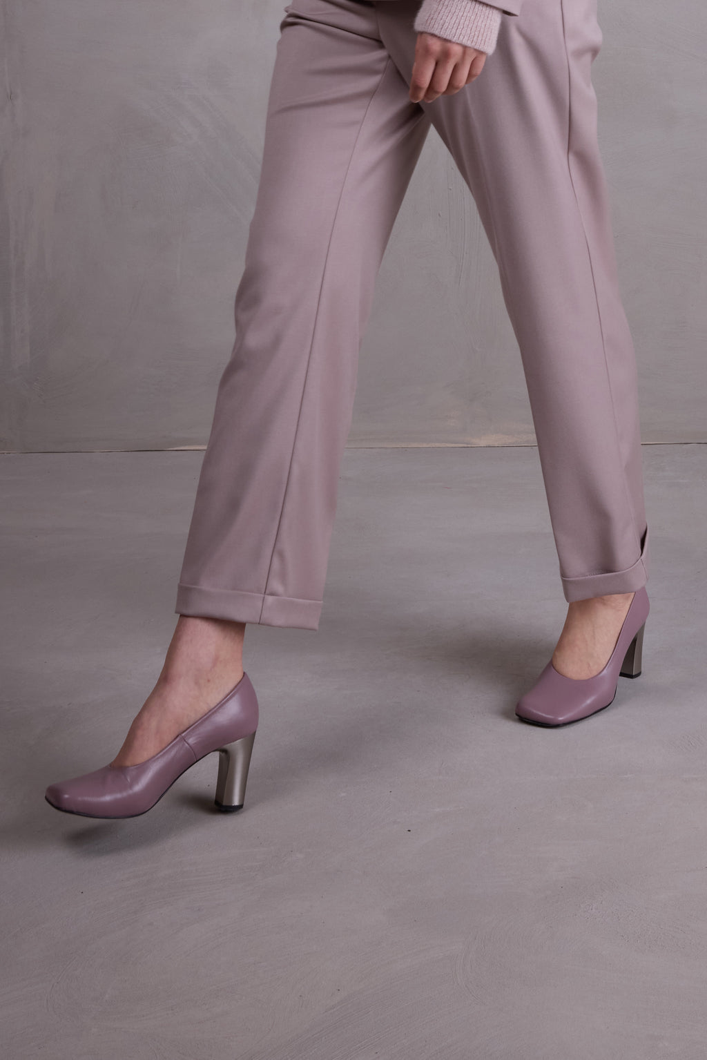 Flume pumps in mauve