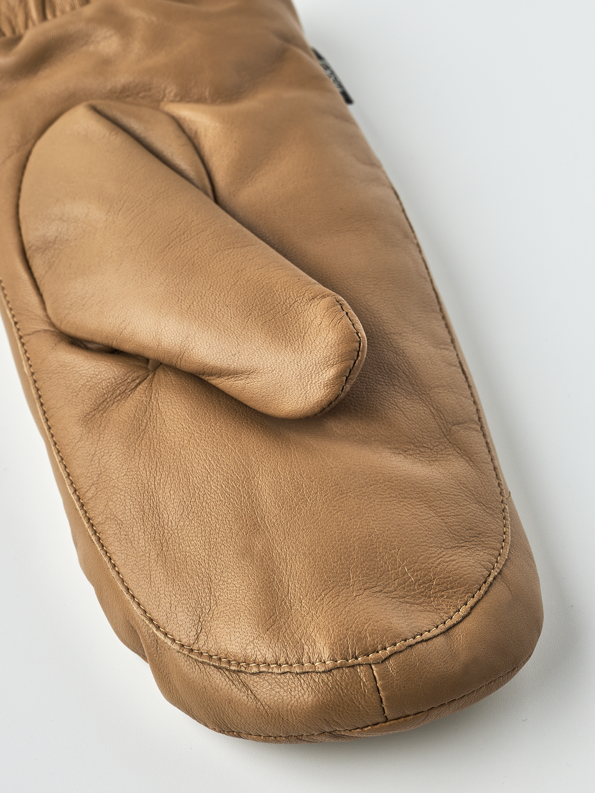 Lilja mitt in camel