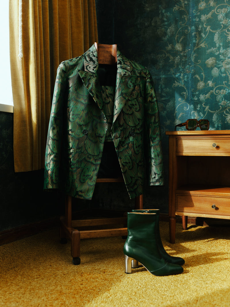 Eames sarcramento green ankle booth
