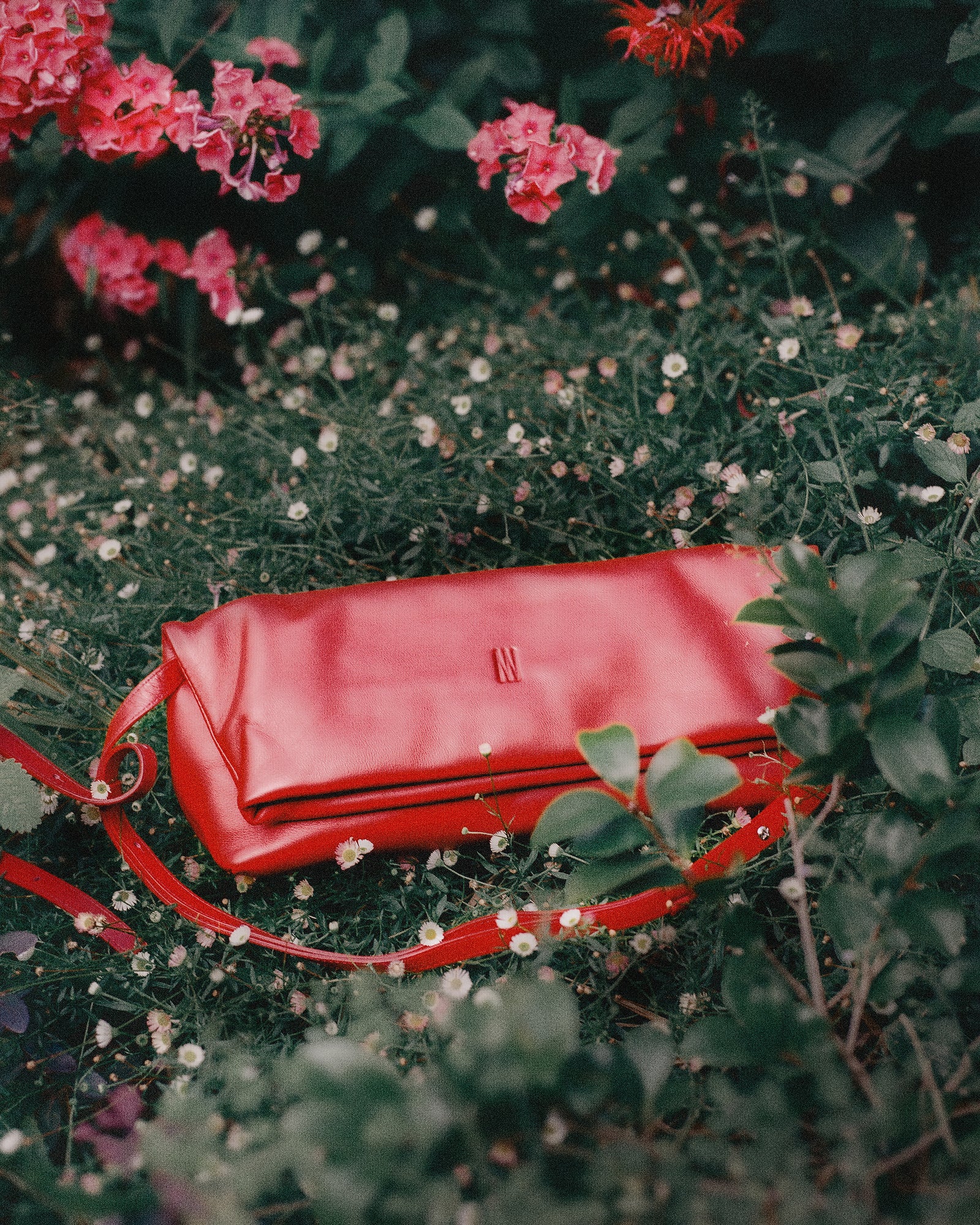 Gennaro handbag in red