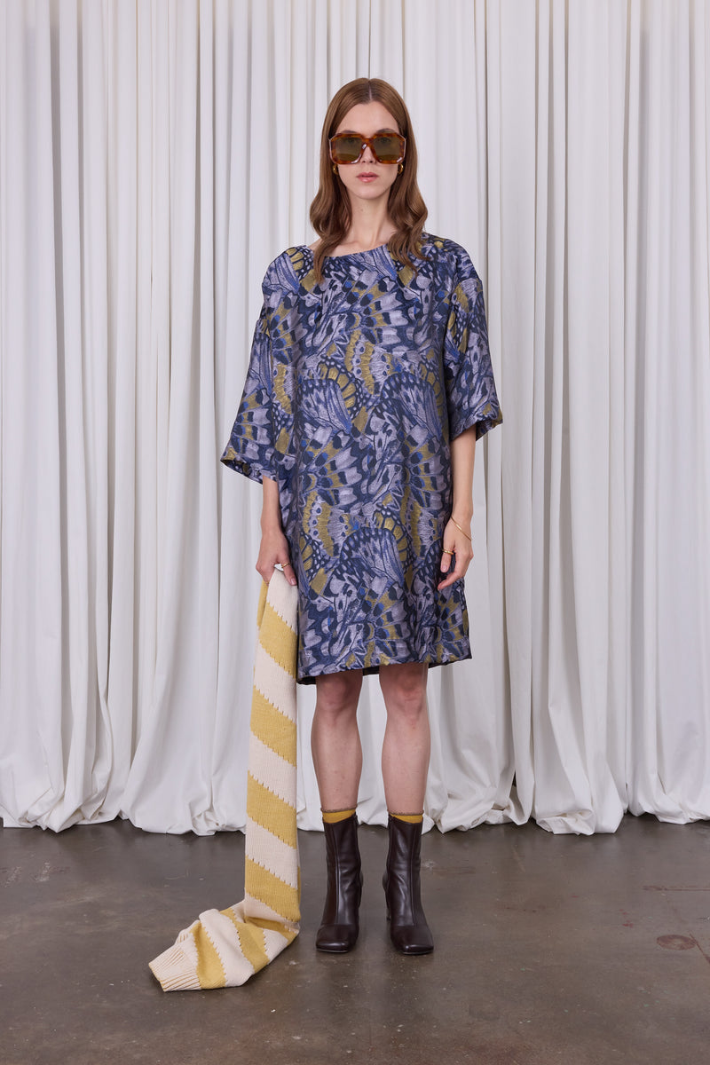 Eliana-Kleid aus fliederfarbenem Schmetterlings-Jacquard