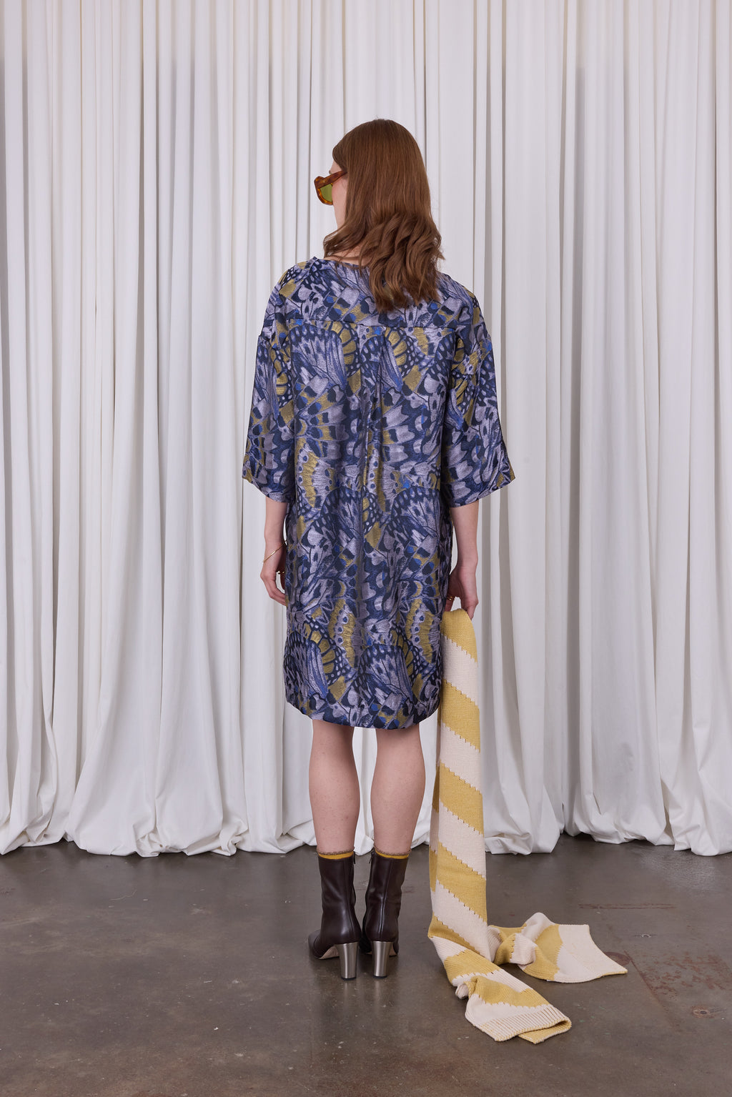 Eliana-Kleid aus fliederfarbenem Schmetterlings-Jacquard