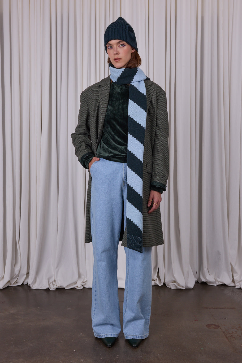 Dwight coat in green houndstooth