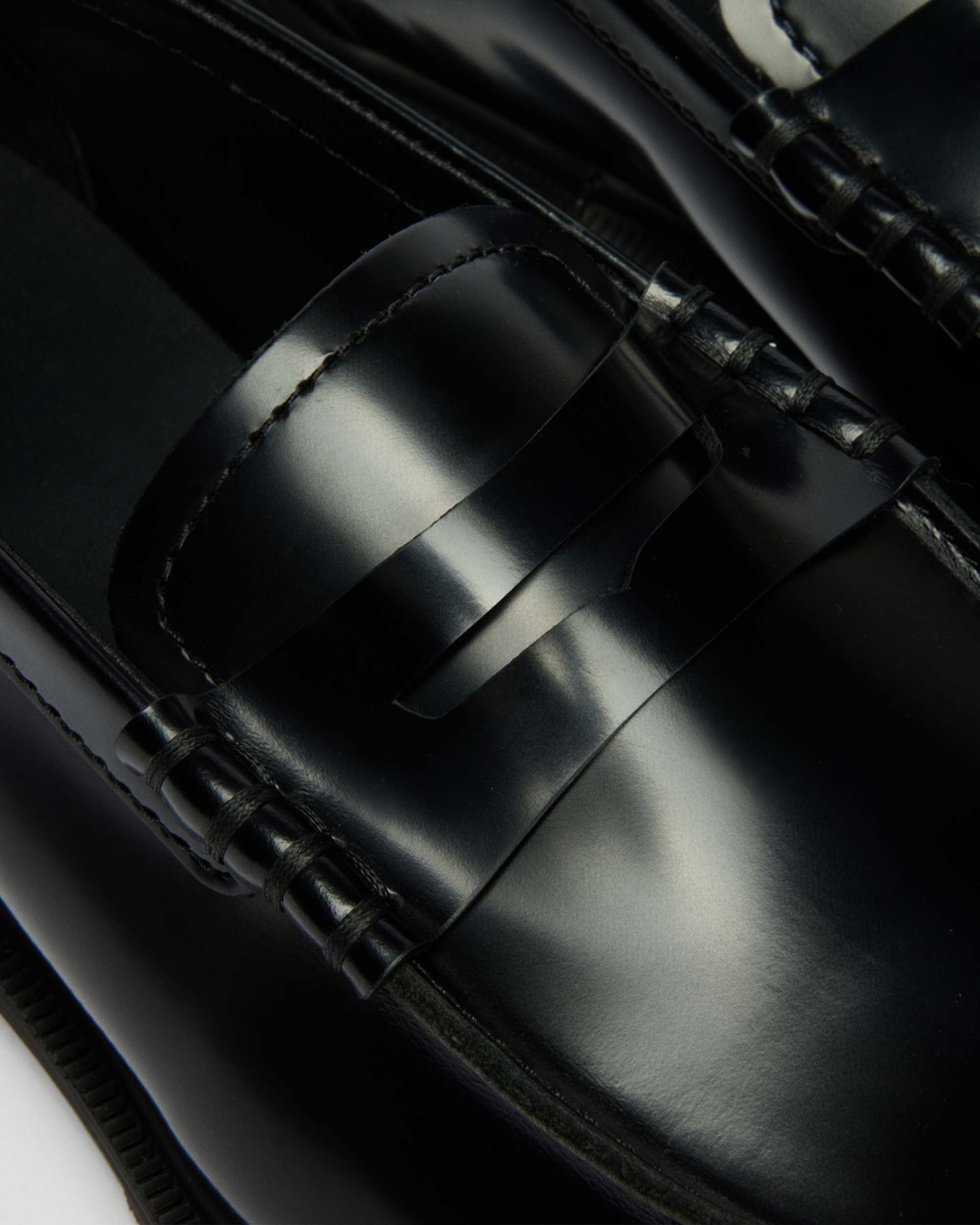 Dr. Martens | Loafer in Black Polished Smooth