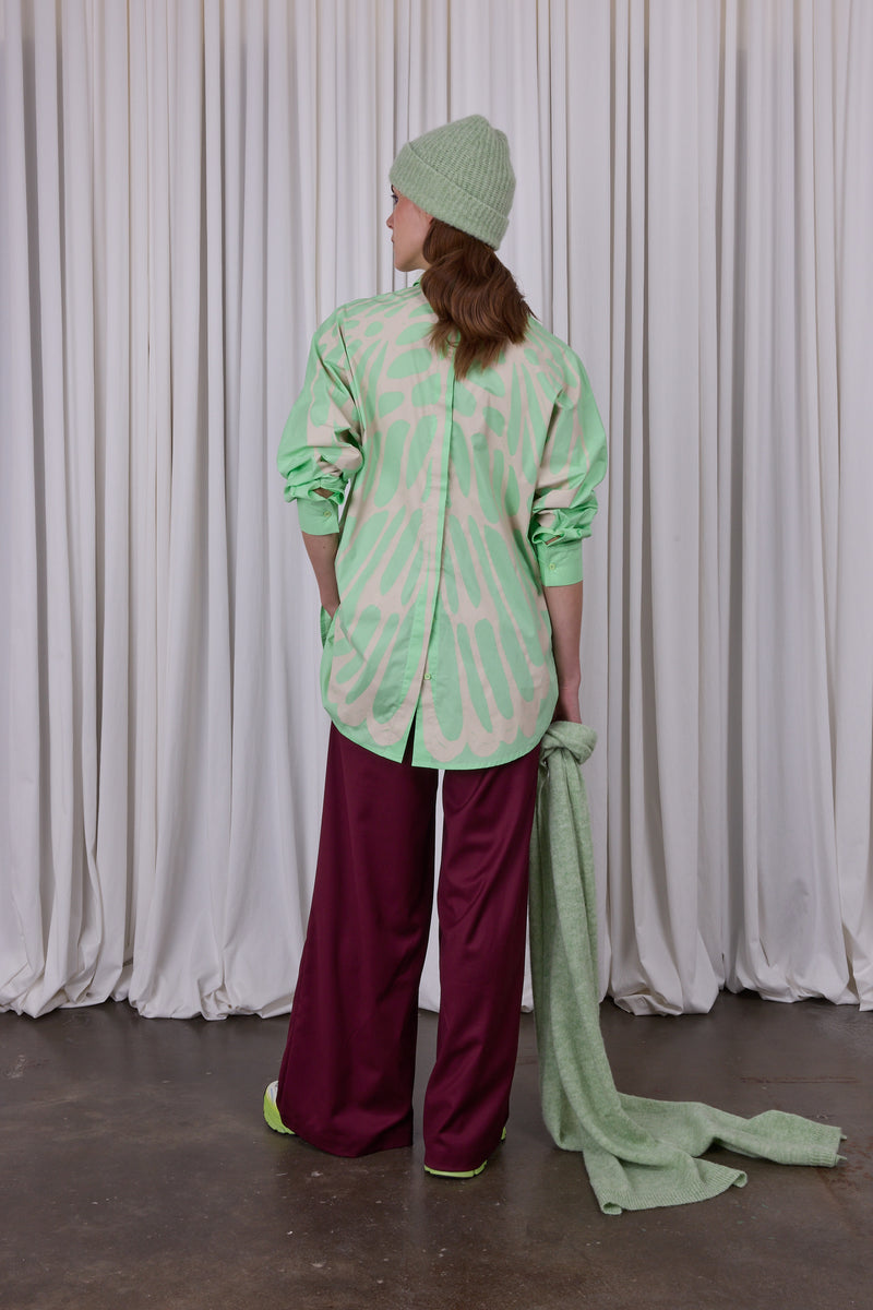 Emmelie Moth Shirt in Pistazie/Ecru