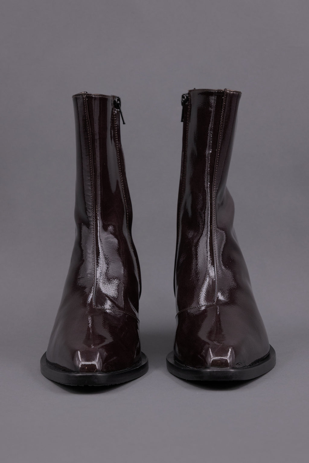 Gilda laarsje in patent after dark