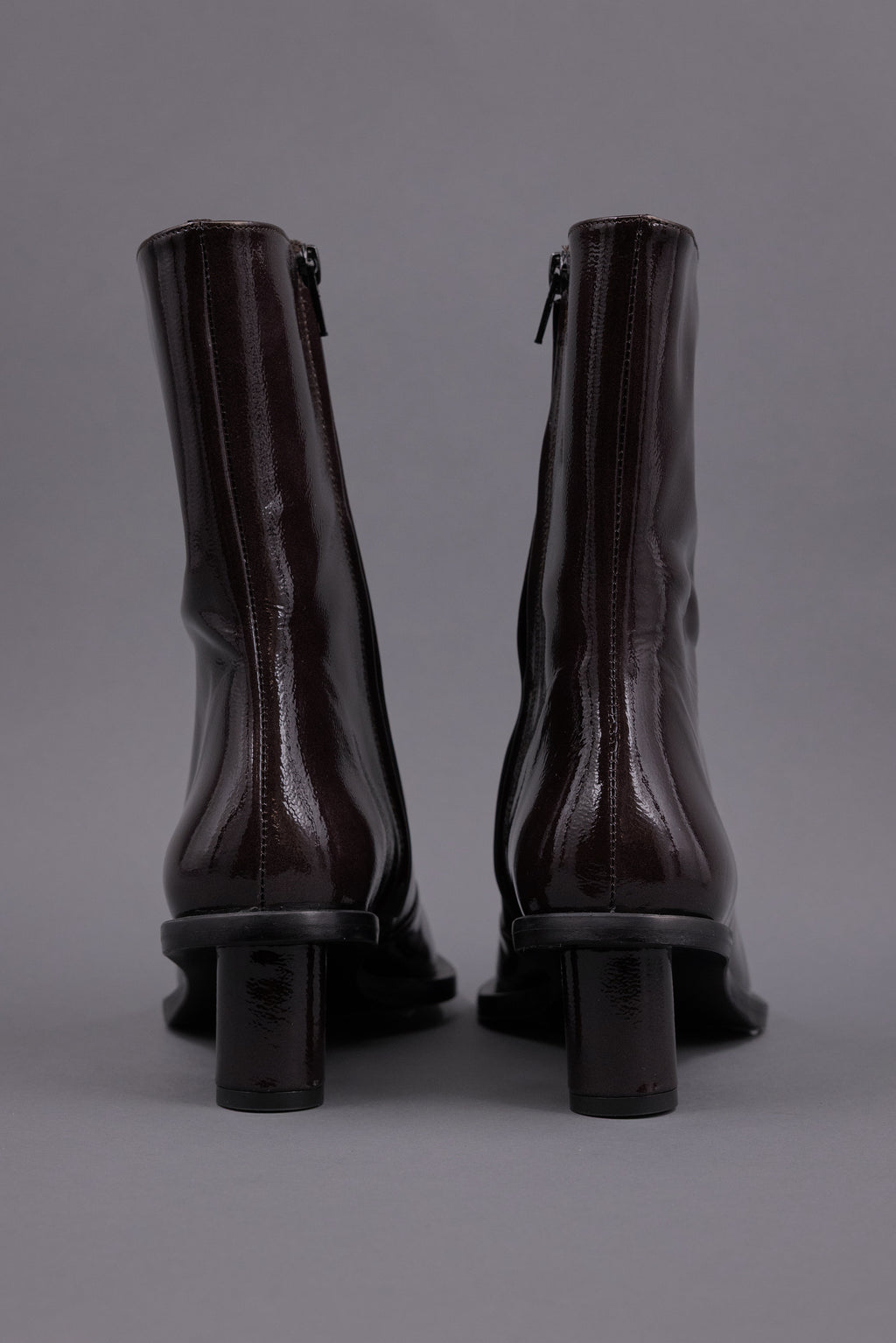 Gilda laarsje in patent after dark