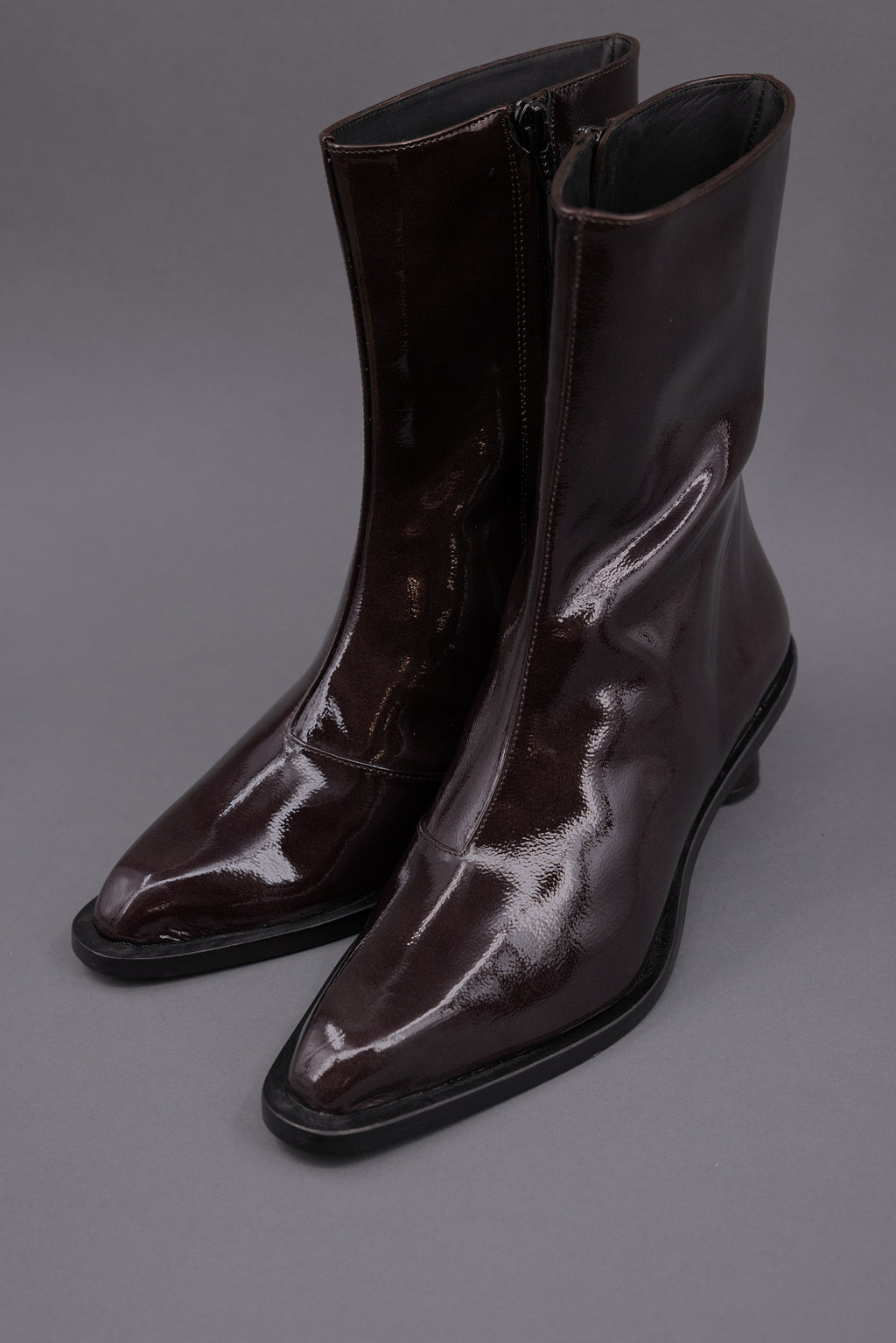 Gilda laarsje in patent after dark