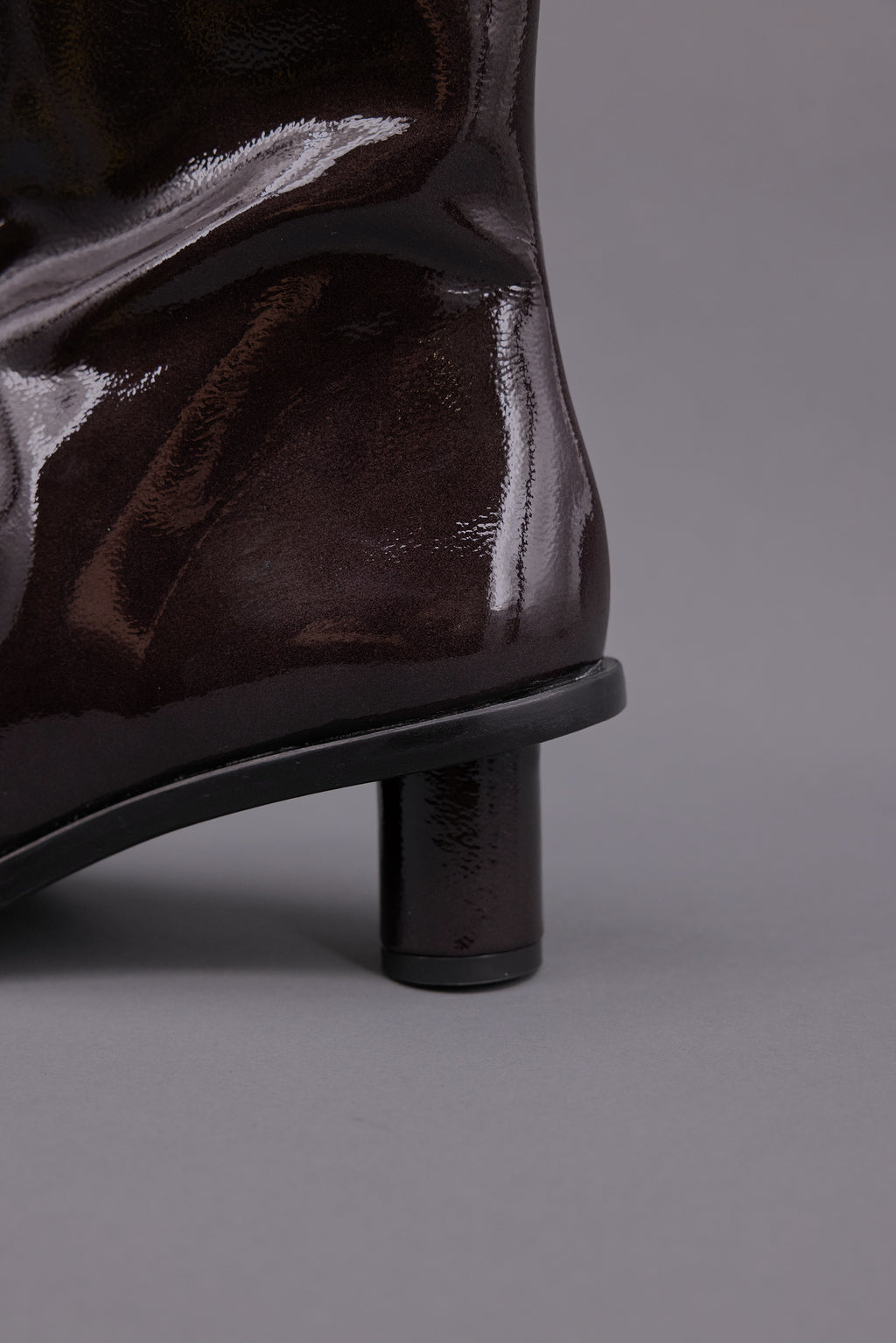 Gilda laarsje in patent after dark