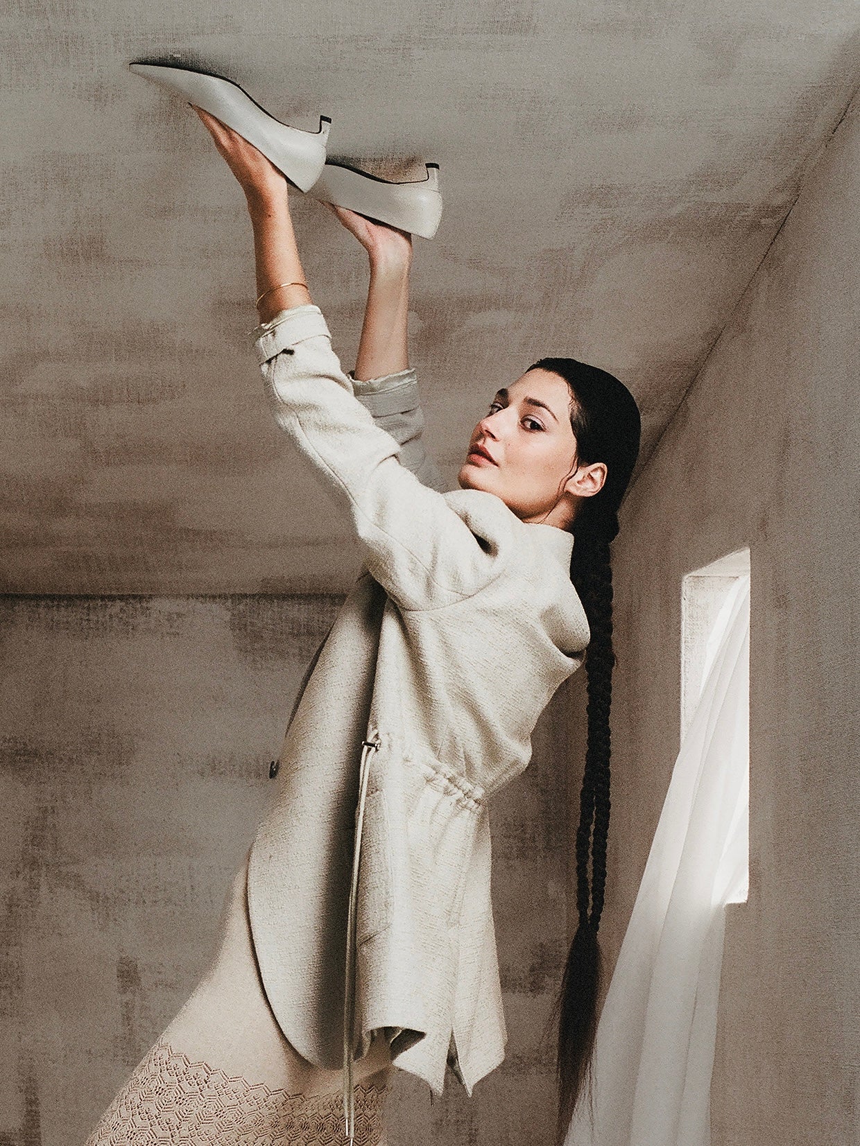 Heaven pump in chalk white