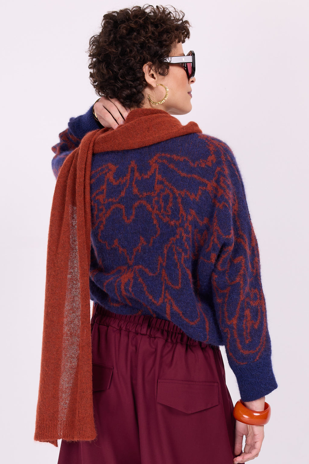 Alvik – Mottenpullover in Indigo