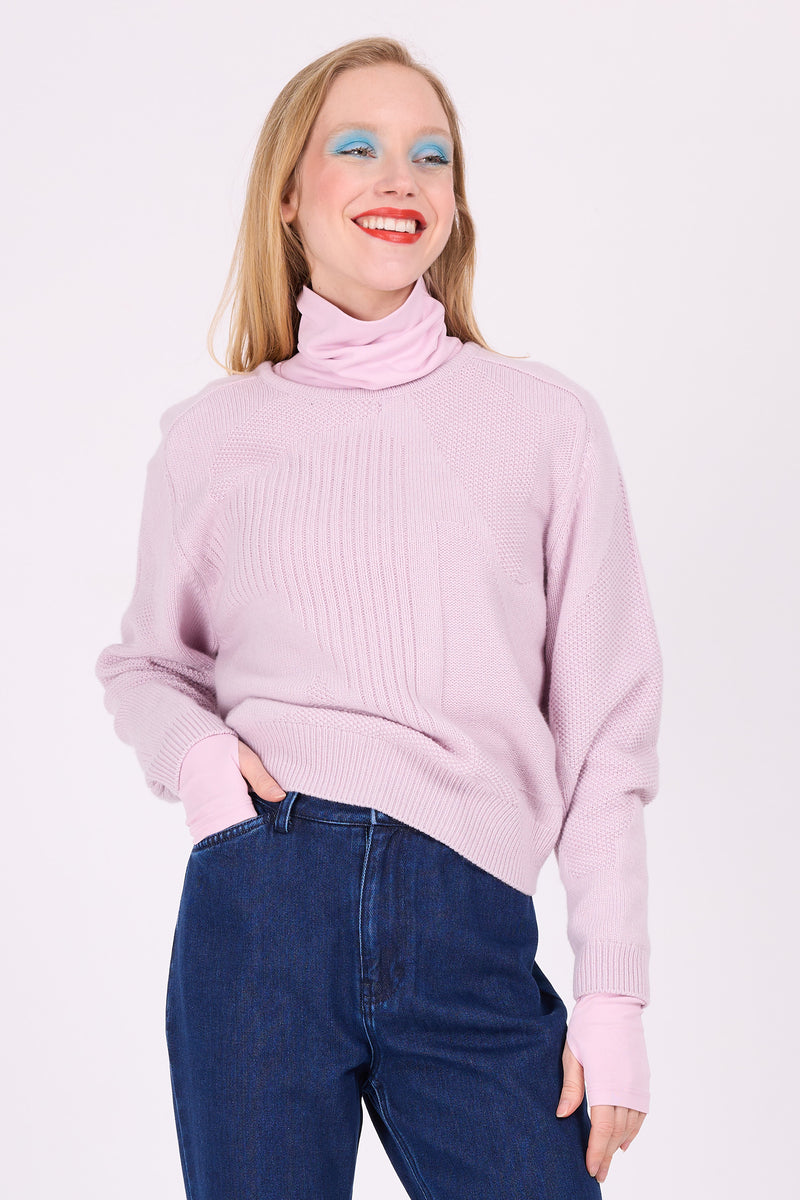 Maputo – Weicher lila Pullover mit Grafik