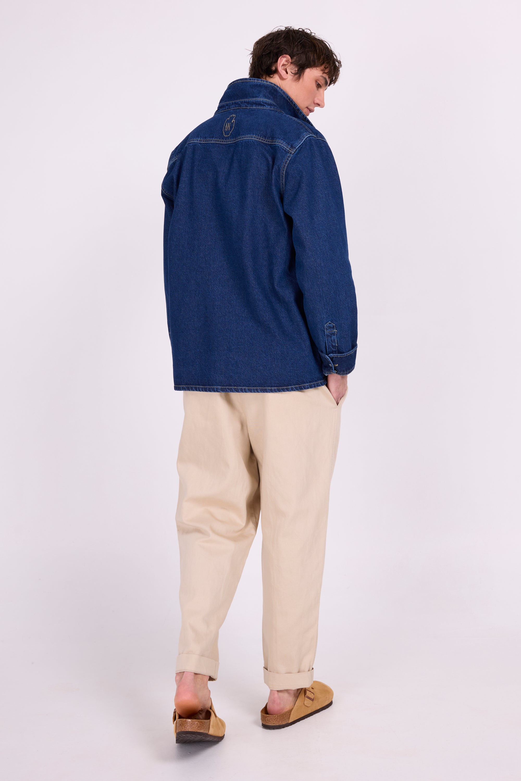 Davin dunkle Jeansweste