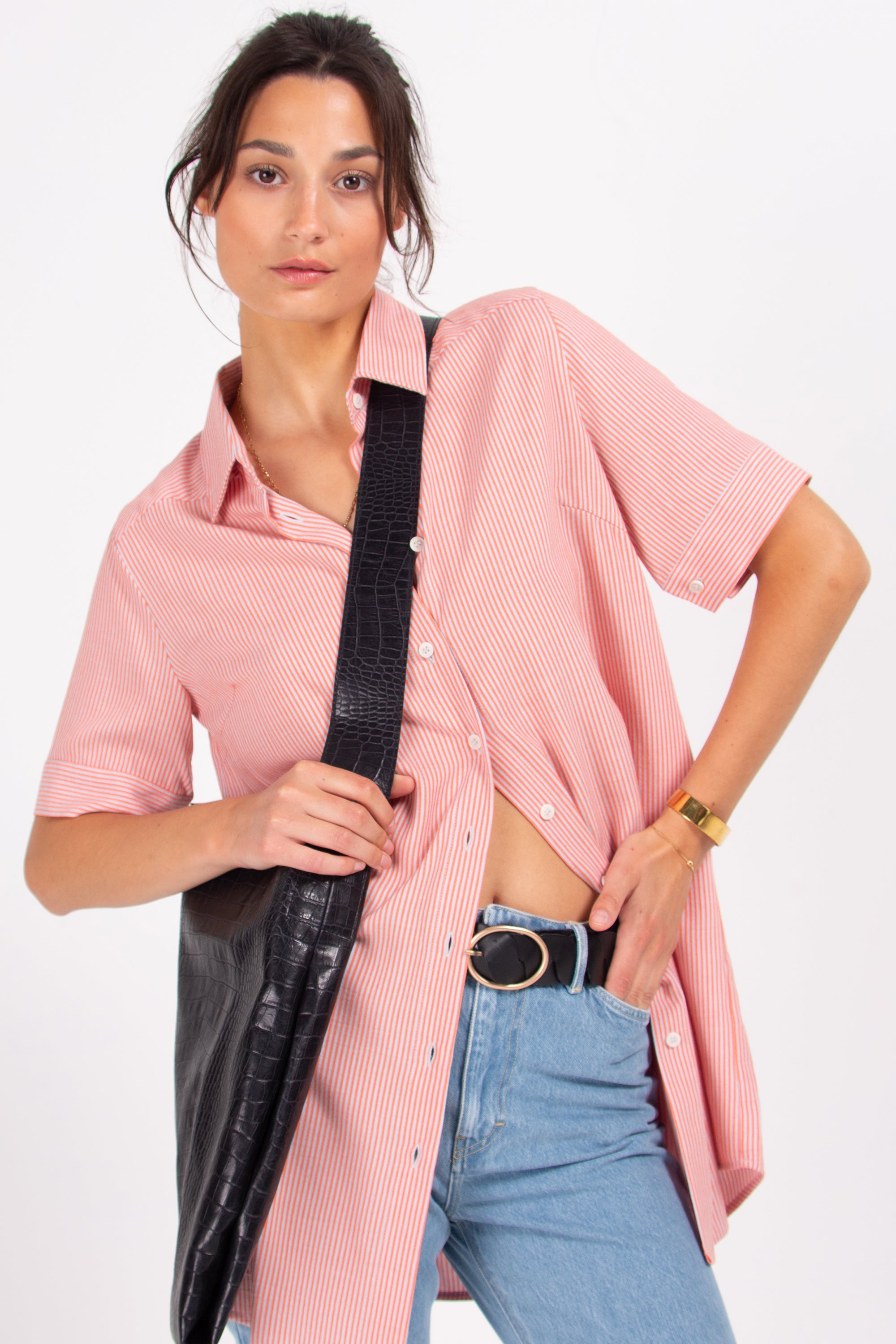 Geflochtener schwarzer Gürtel