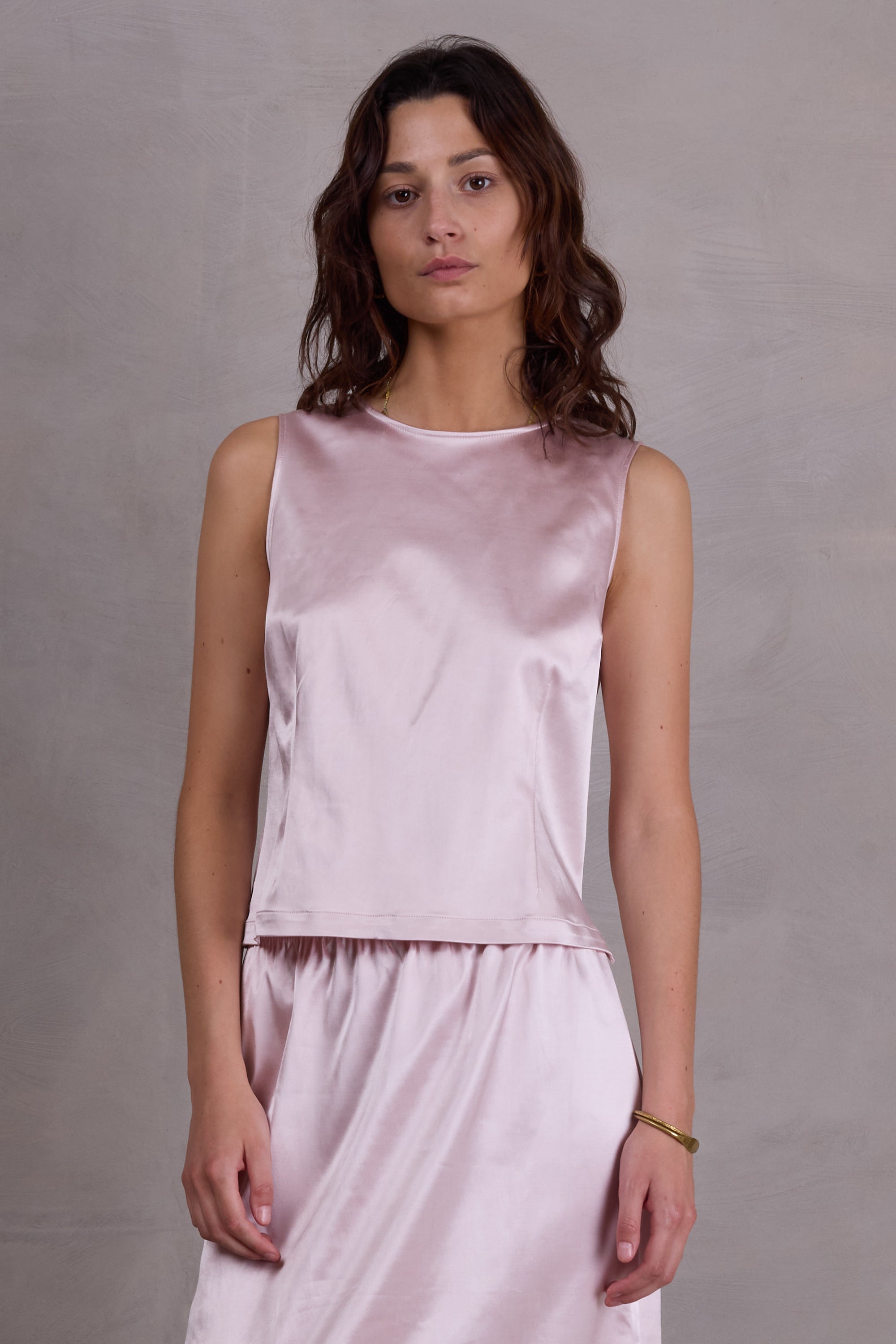 Danielle blush Top aus Satin