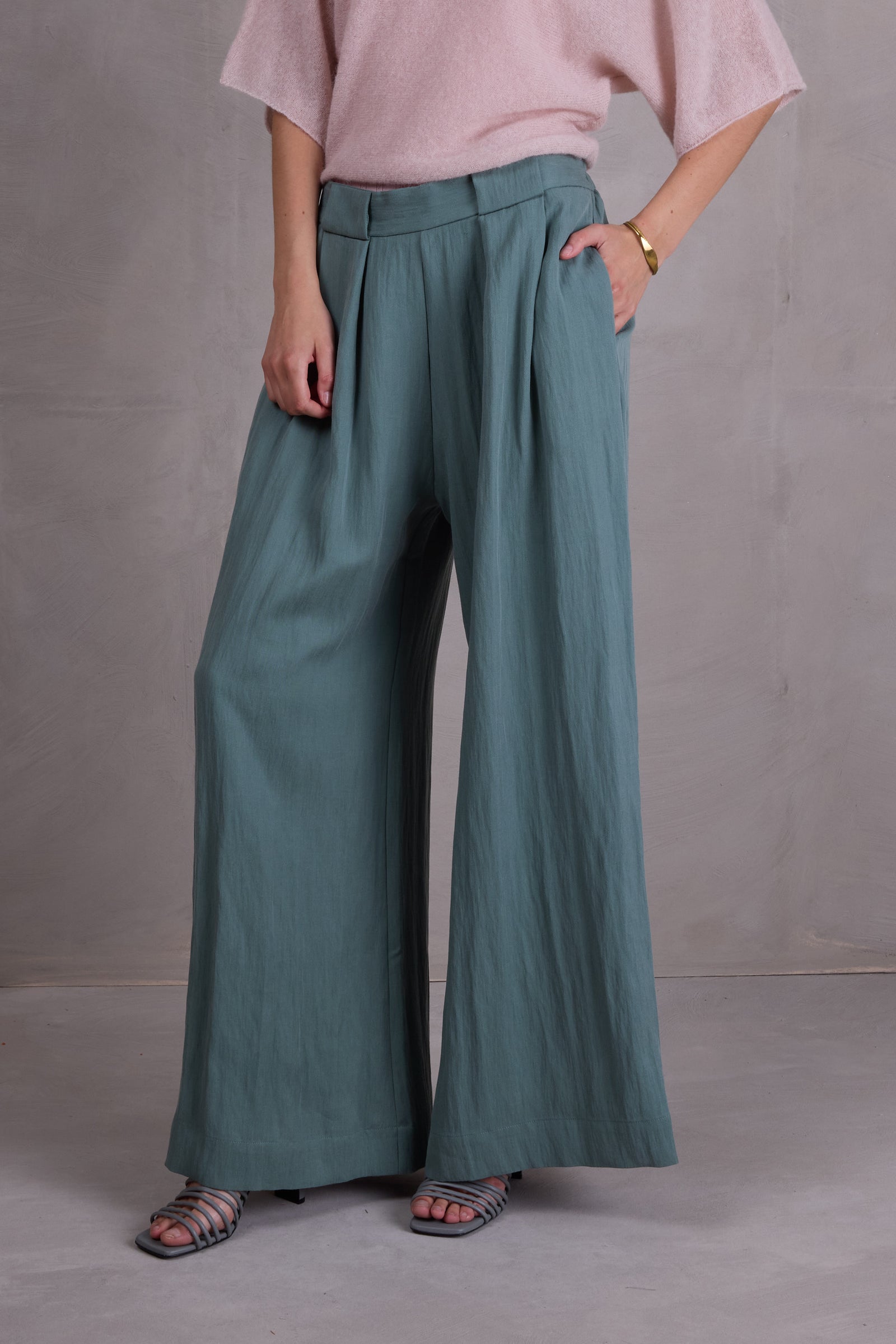 Clinton broek in salie Tencel