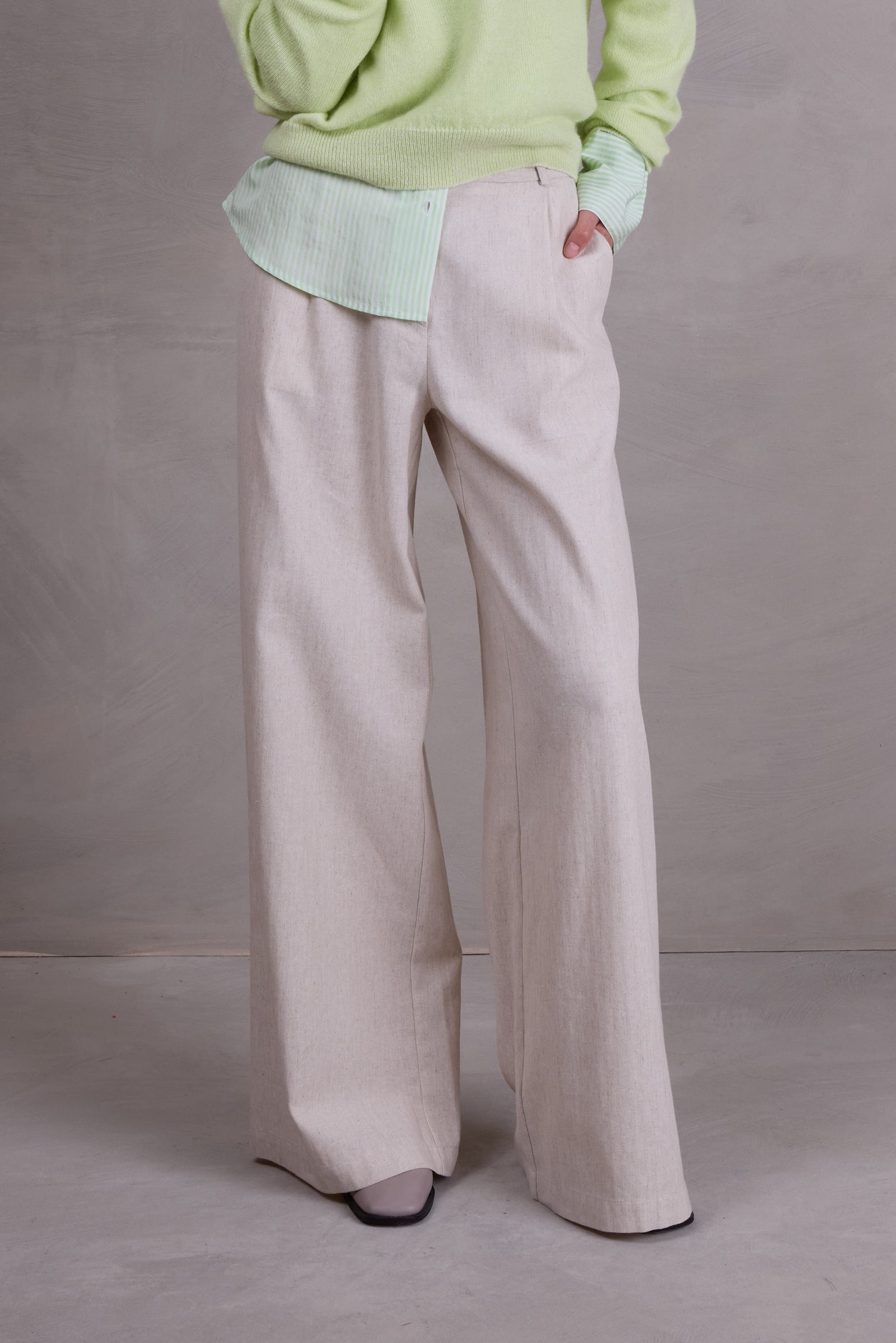 Edward broek in sand herringbone