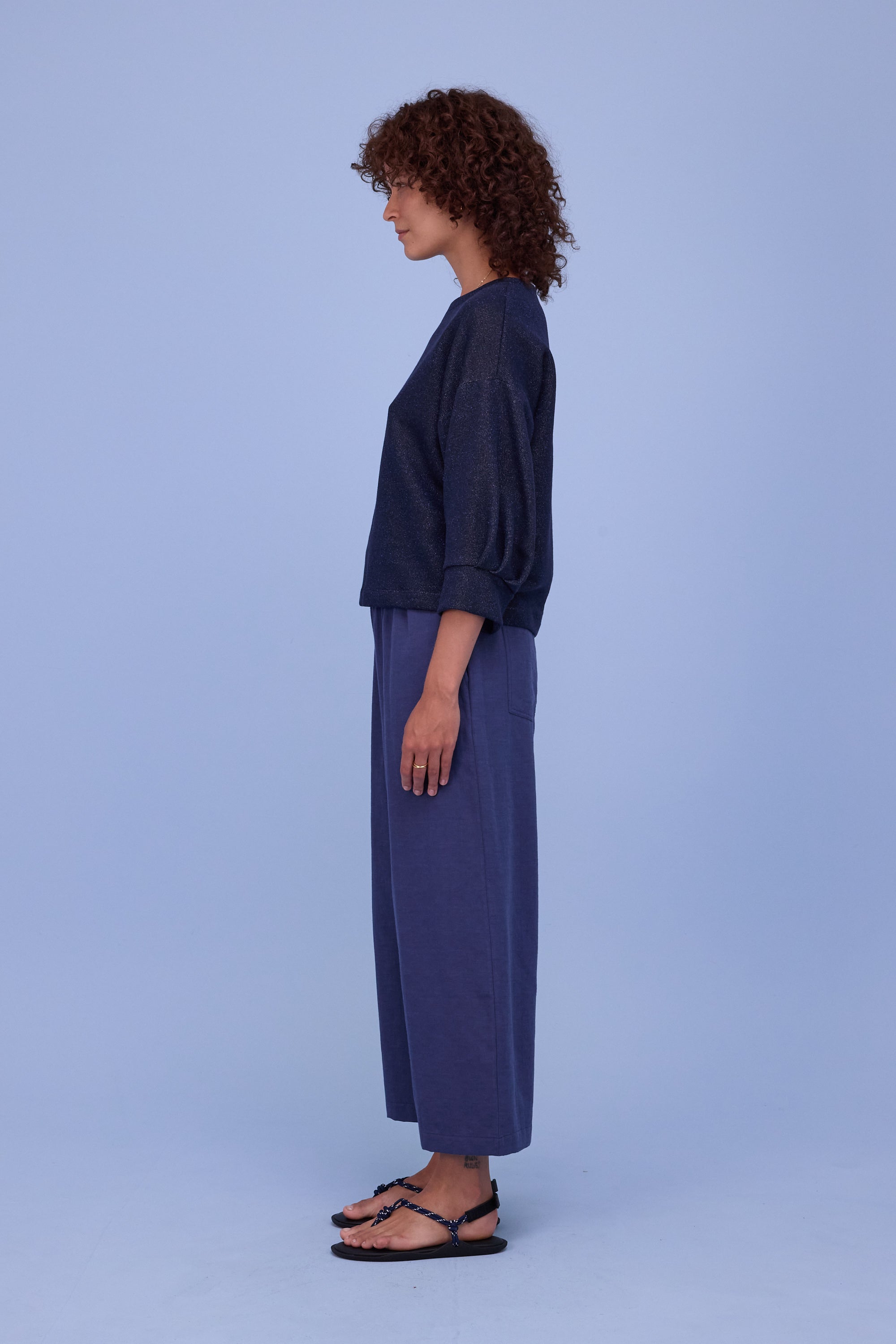 Cava sweater in night blue lurex