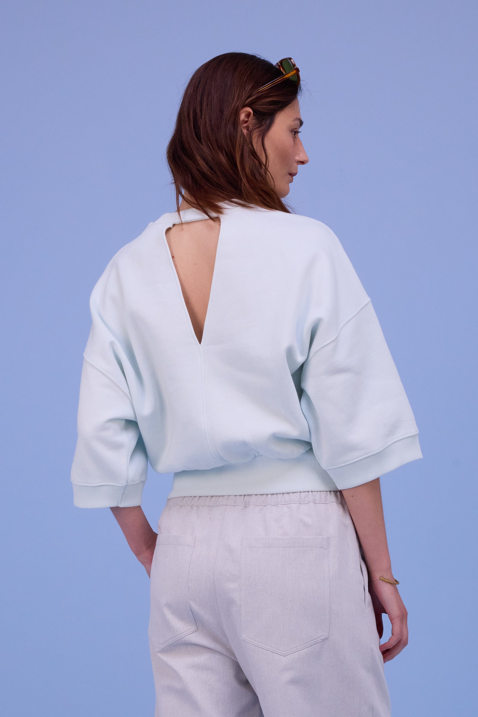 Hibiscus sweater in ice blue