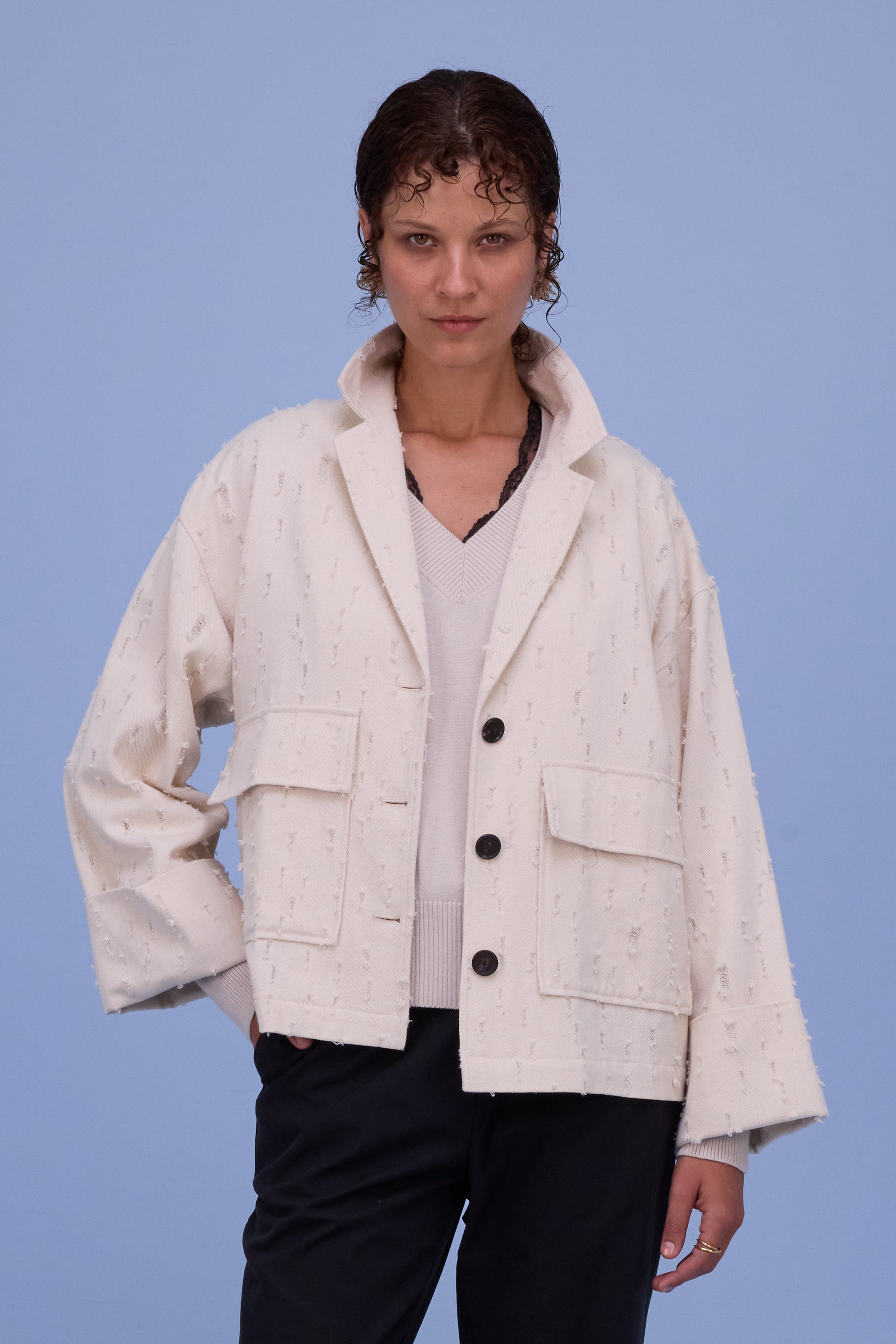 Helder jacket in ecru ripped cotton