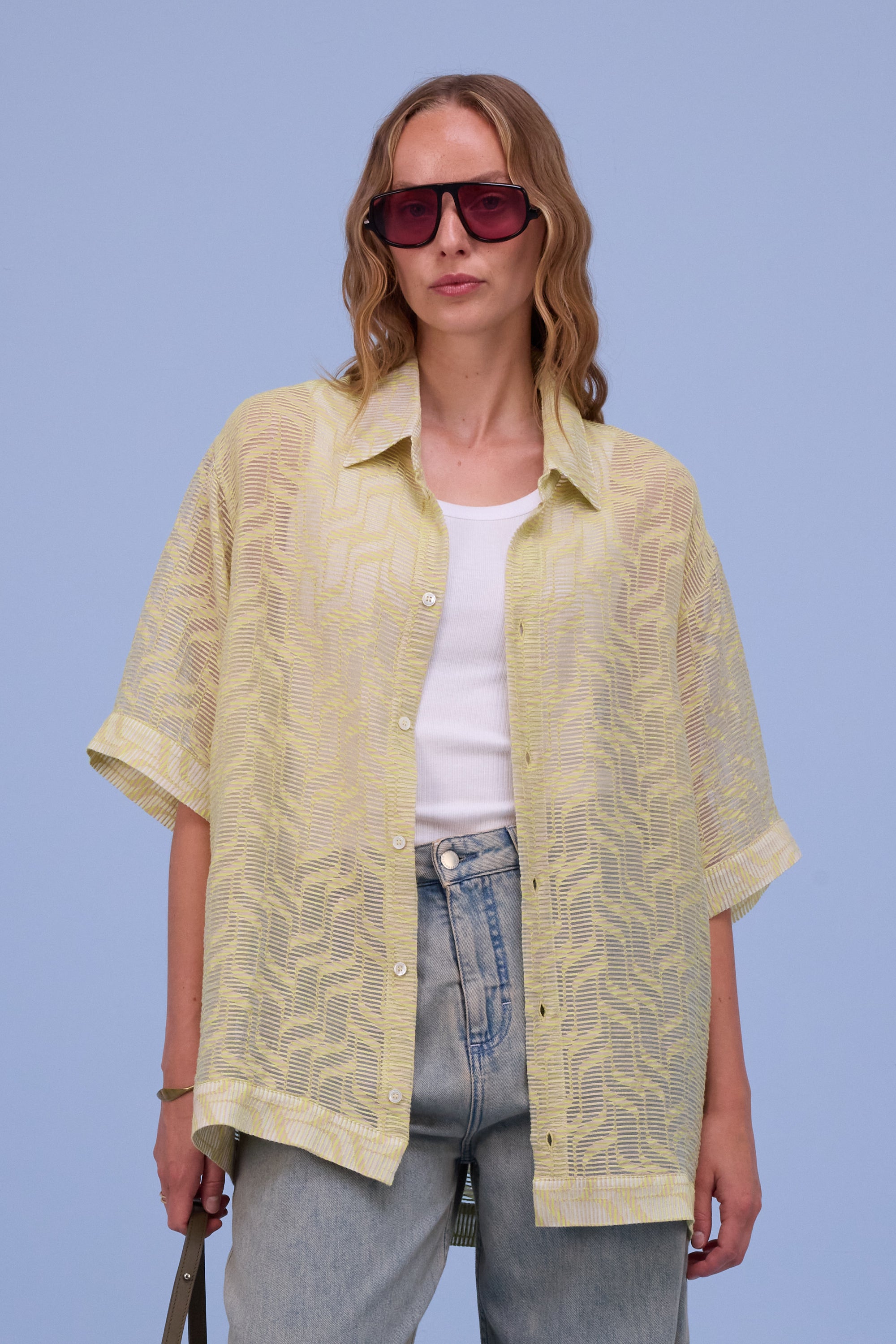 Hensley shirt in transparant stripes lime