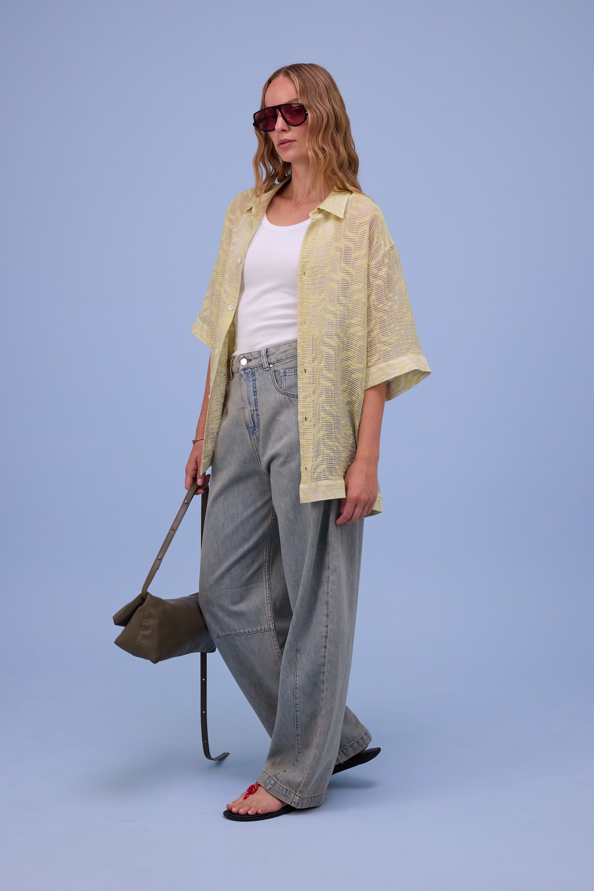 Hensley shirt in transparant stripes lime