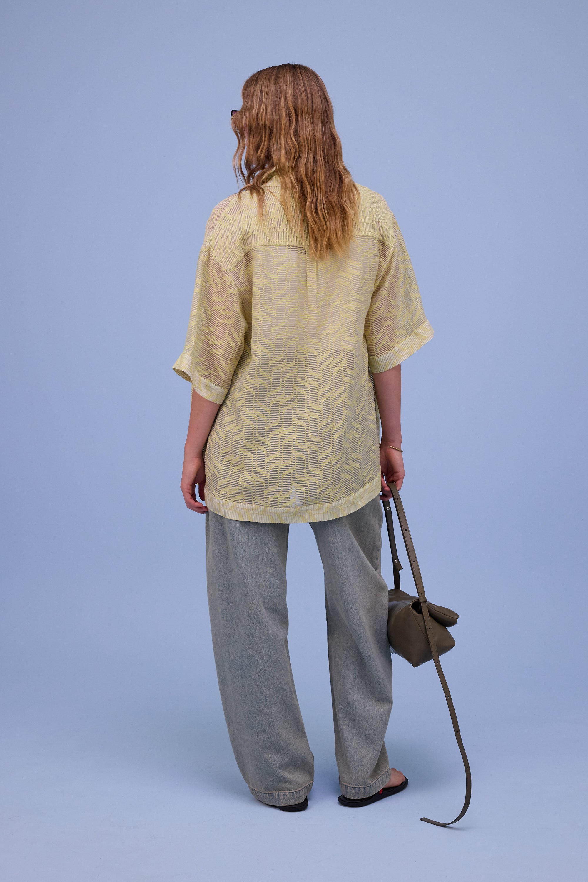 Hensley shirt in transparant stripes lime