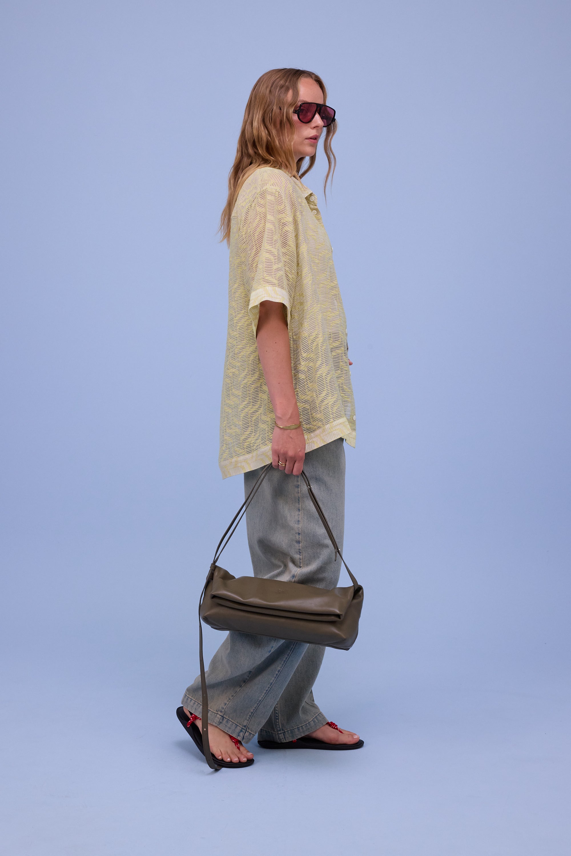 Hensley shirt in transparant stripes lime