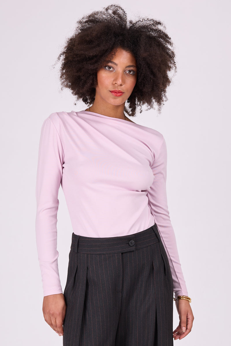 Elaine – Weiches lila T-Shirt