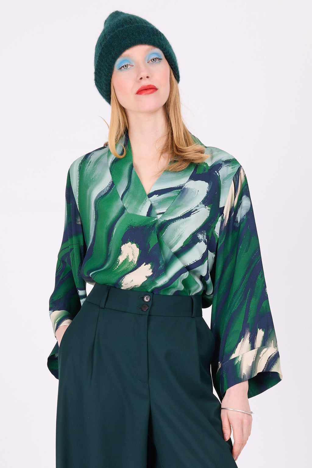 Clotilde-Bluse mit käfergrünen Flügeln