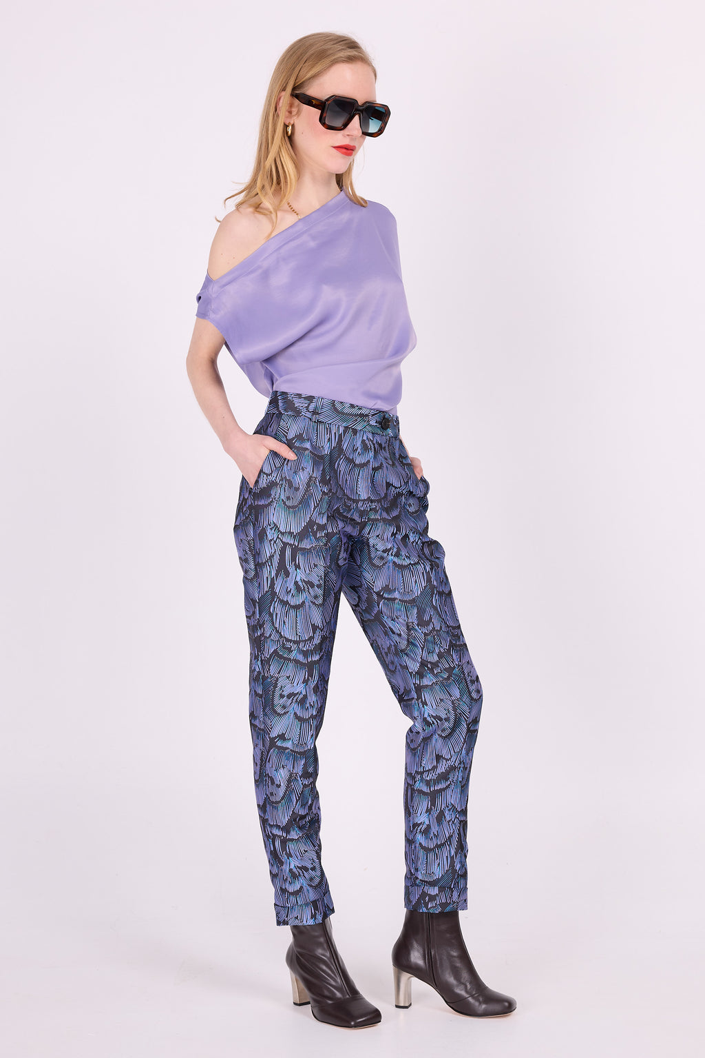 Hose Emiel in blau-lila Libelle
