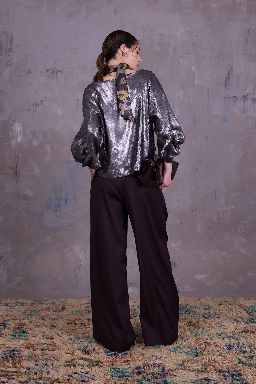 Girsa sjaaltje in violet blossom jacquard