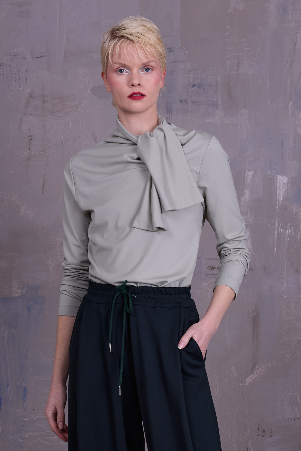 Gemma sage T-shirt with bow