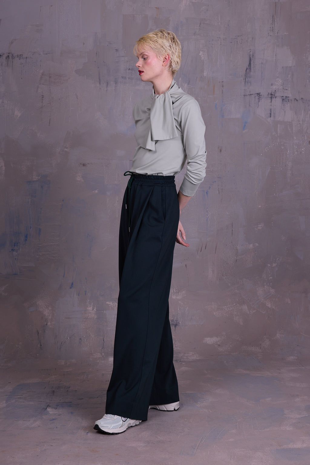 Gemma sage T-shirt with bow