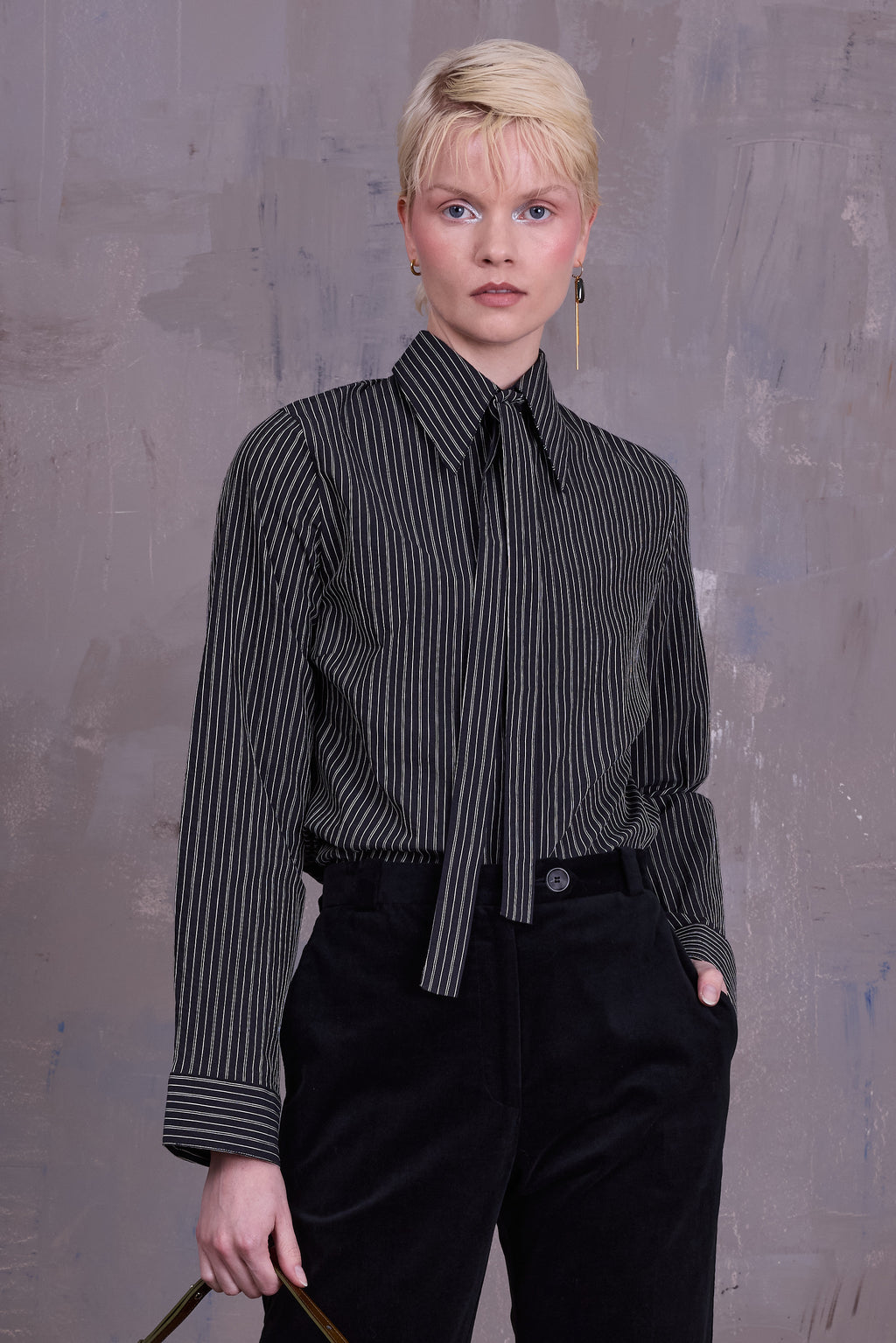 Godelieve hemd in black and white stripes